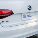 VOLKSWAGEN JETTA Frente 5