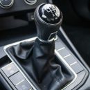 VOLKSWAGEN JETTA Interior 16