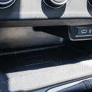 VOLKSWAGEN JETTA Lateral derecho 26