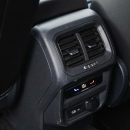 VOLKSWAGEN TIGUAN Interior 19