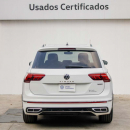 VOLKSWAGEN TIGUAN Interior 3