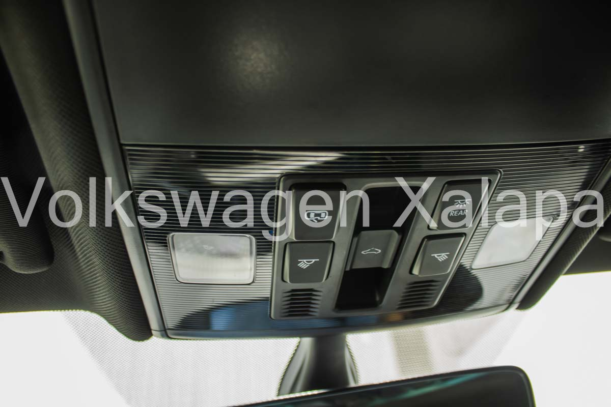 VOLKSWAGEN JETTA Frente 20