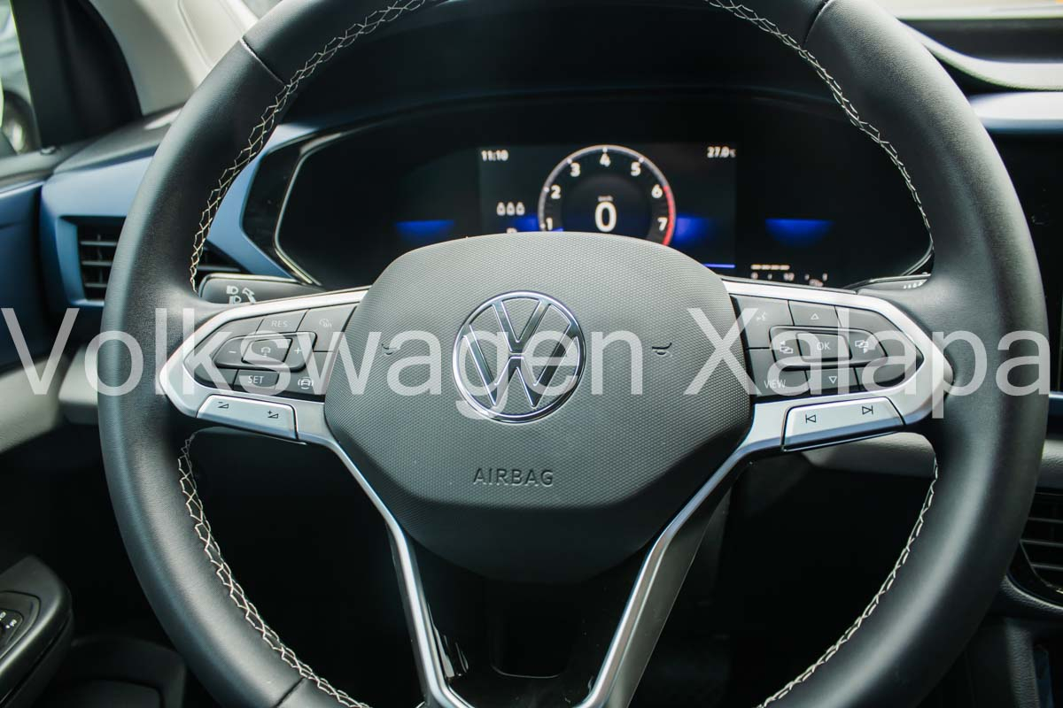 VOLKSWAGEN TAOS Llantas 11