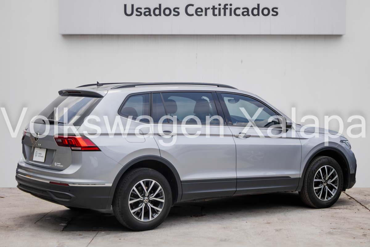 VOLKSWAGEN TIGUAN Asientos 6