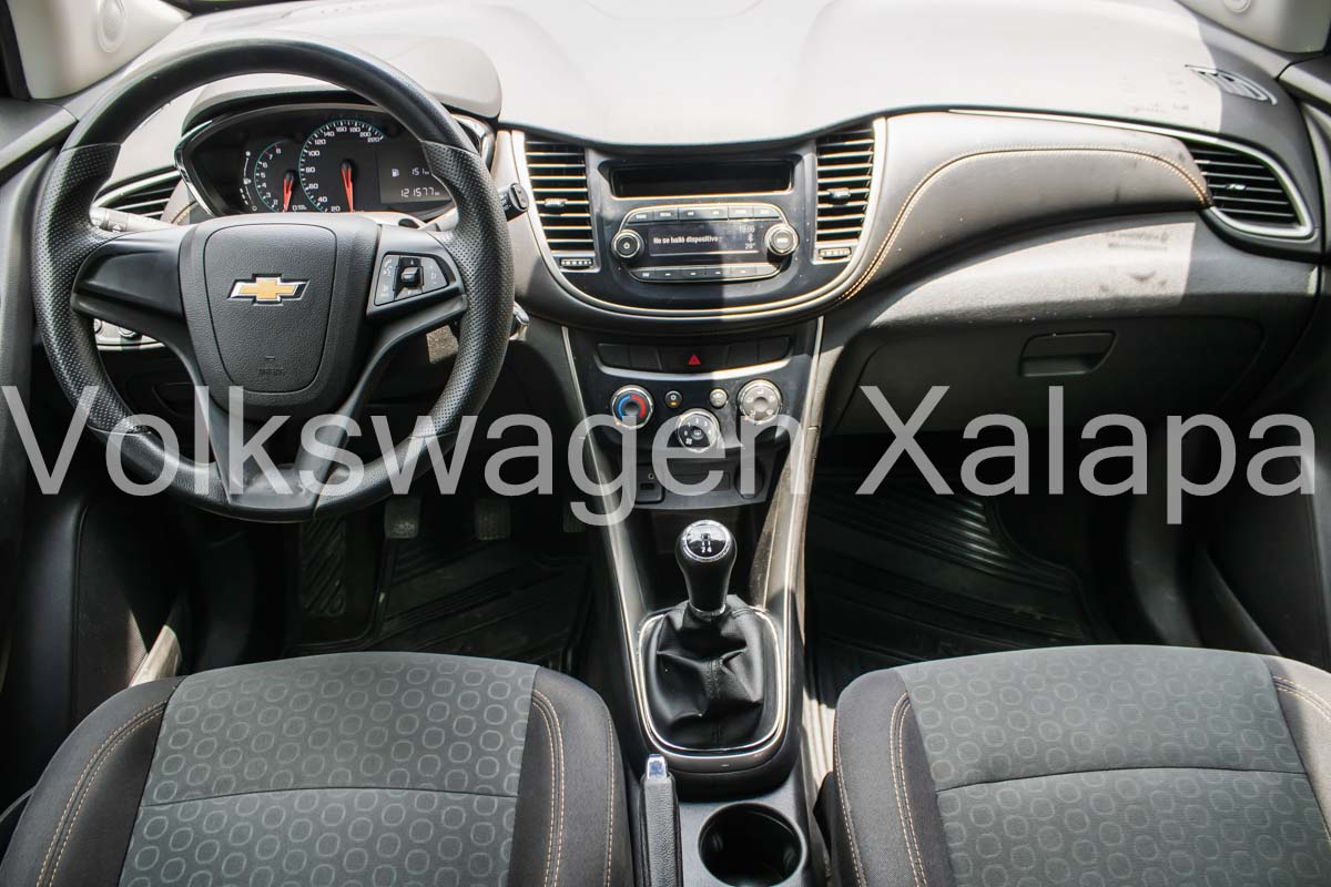 CHEVROLET TRAX Lateral izquierdo 10