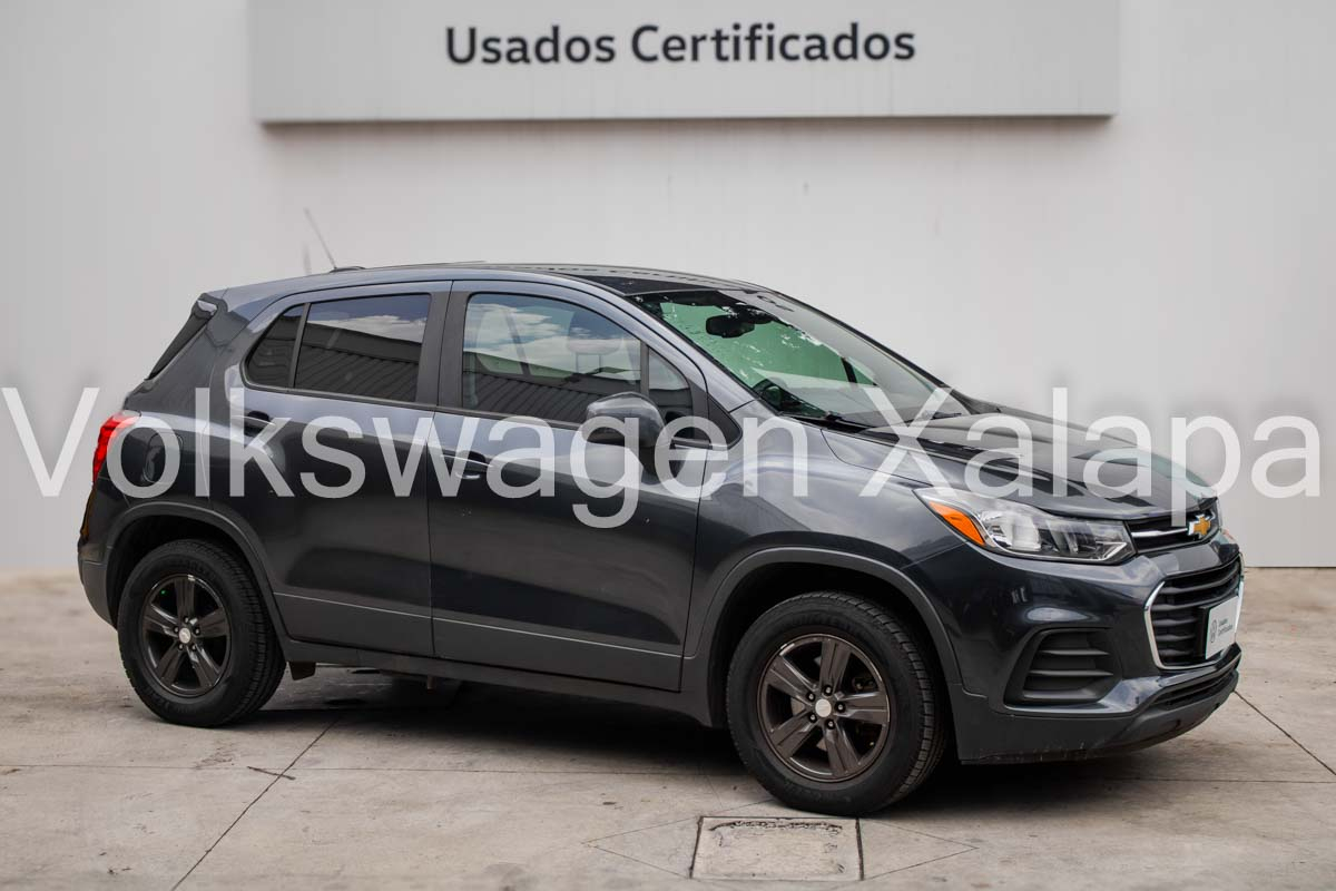 CHEVROLET TRAX Lateral izquierdo 7
