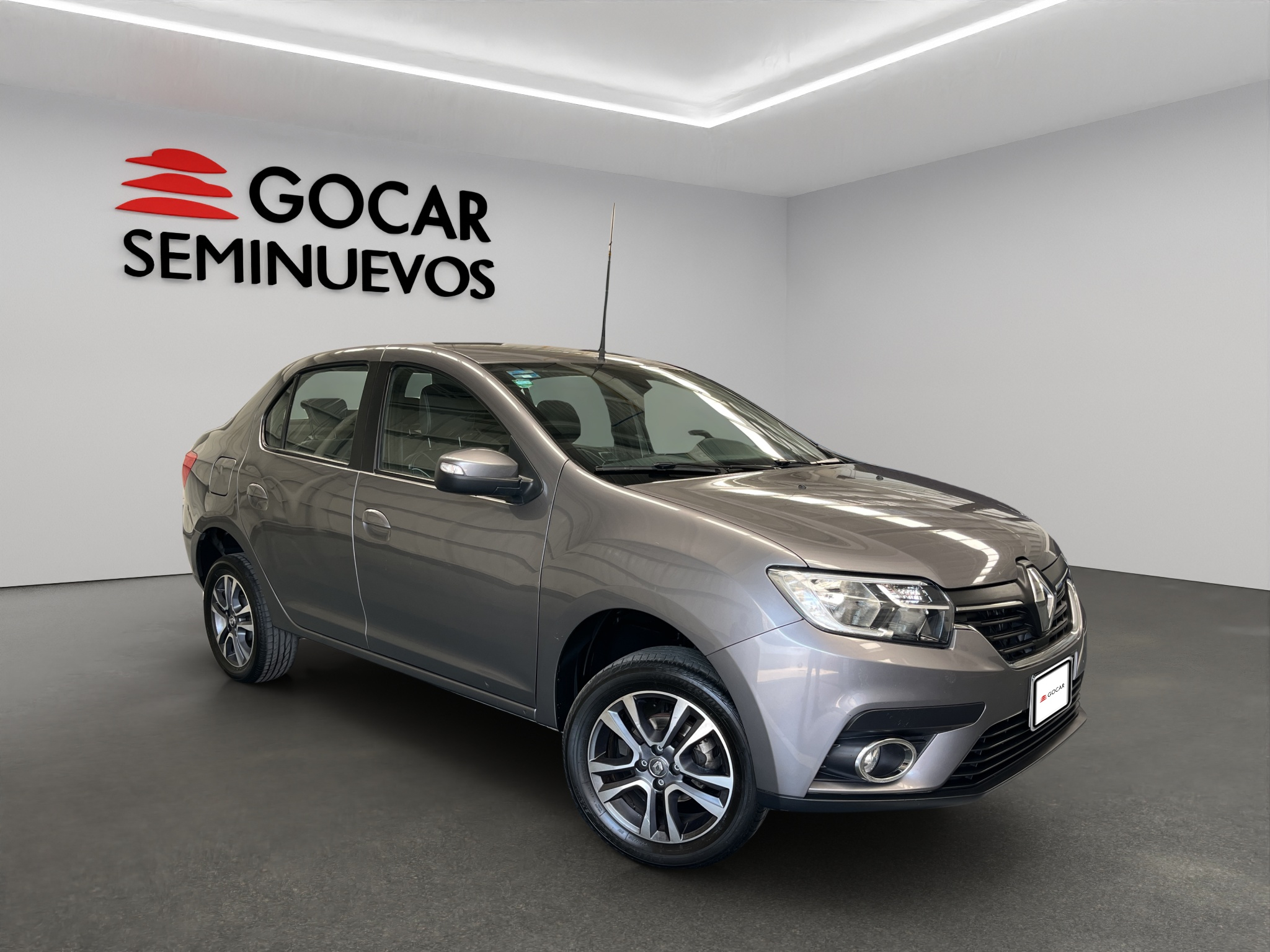 RENAULT LOGAN 2024