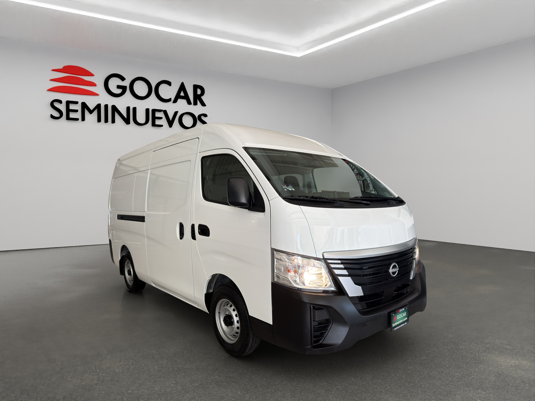 NISSAN URVAN 2024