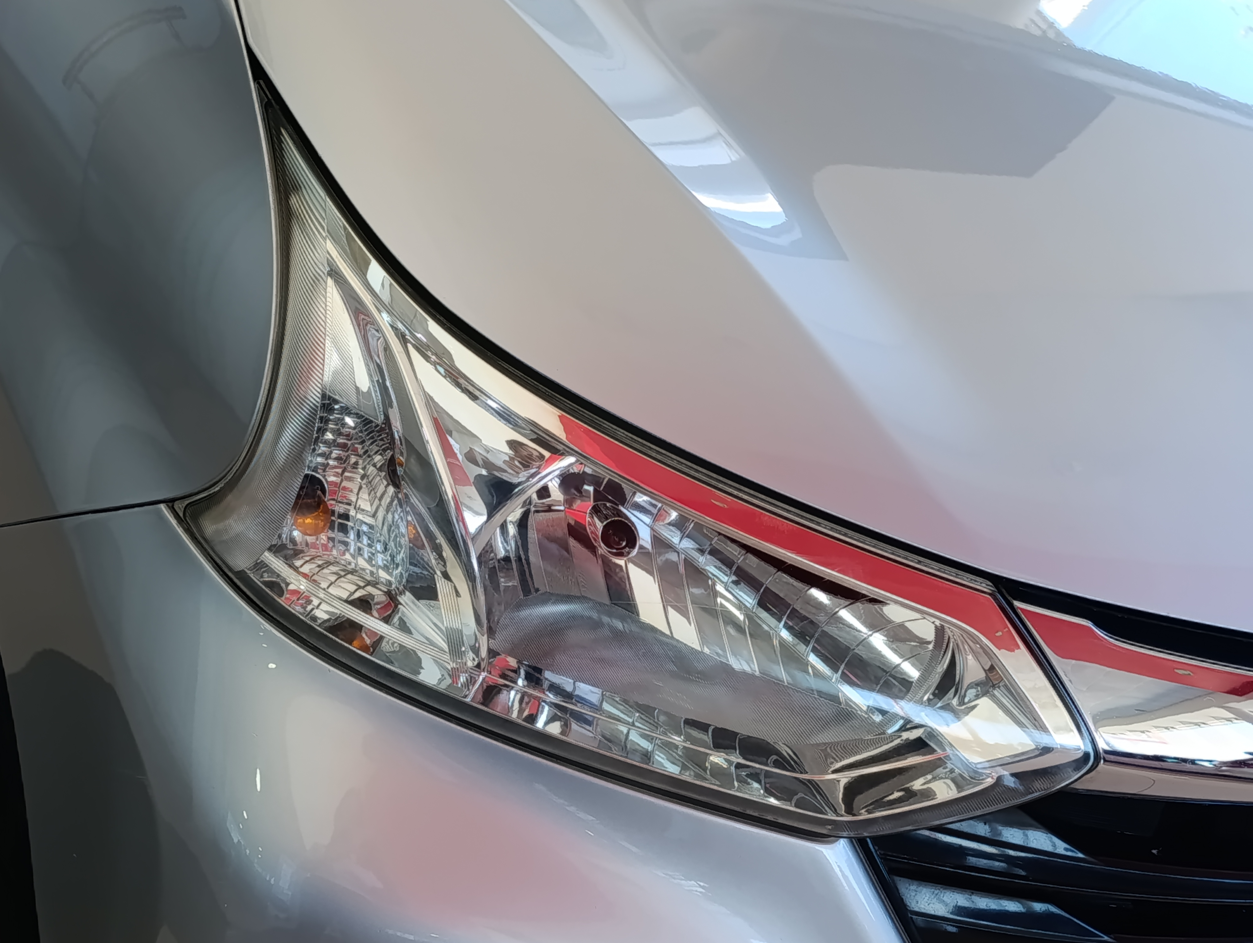Toyota AVANZA Llantas 20