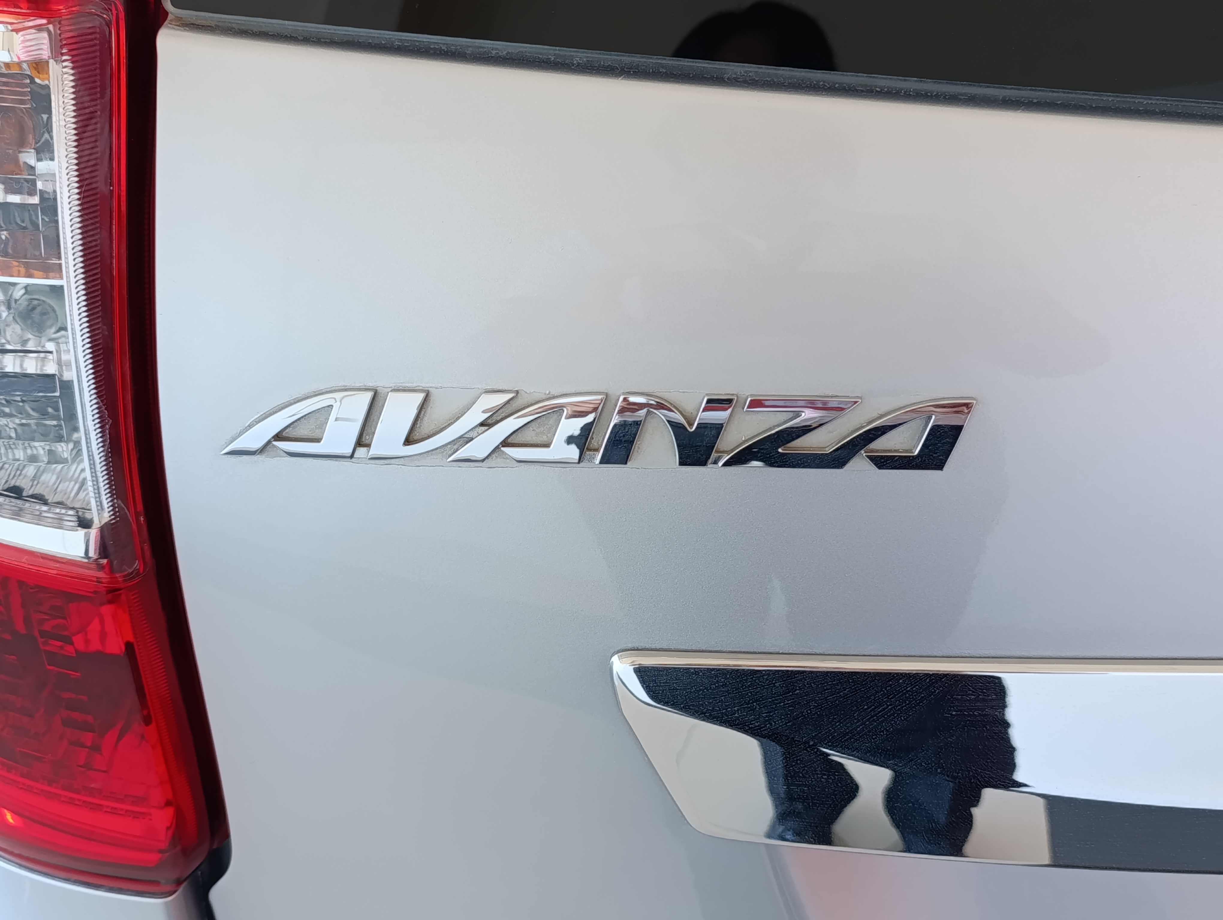 Toyota AVANZA Llantas 28