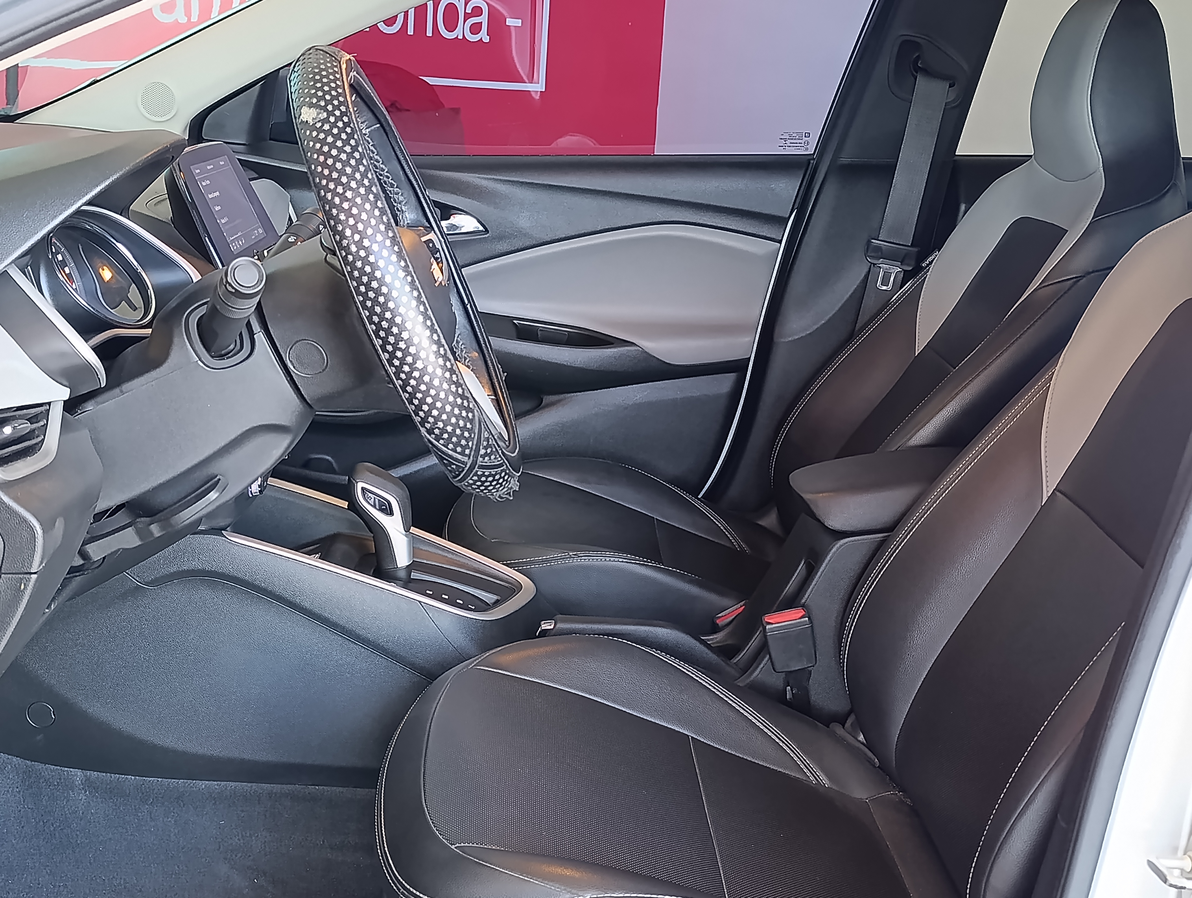 Chevrolet ONIX Llantas 5