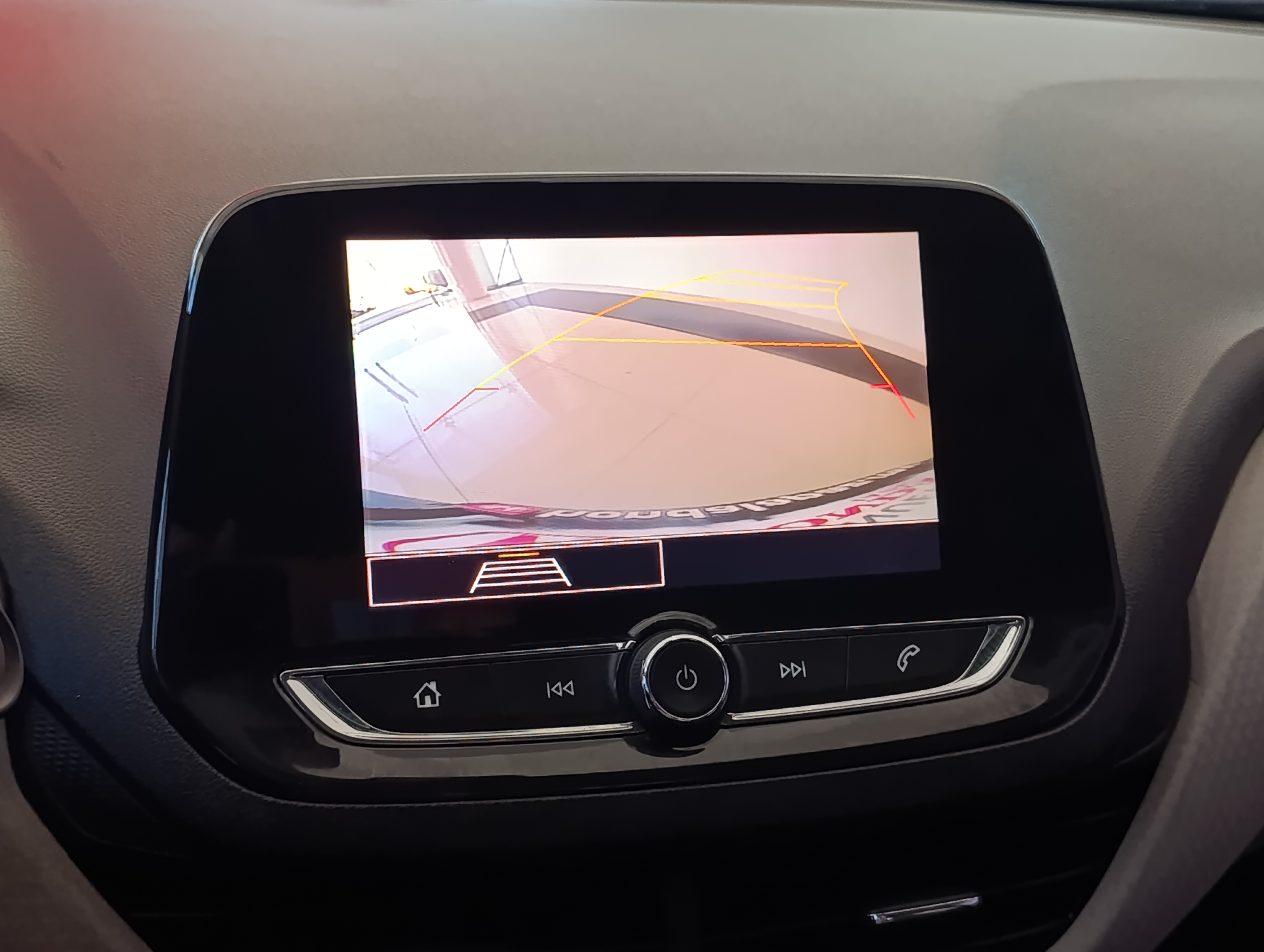 Chevrolet ONIX Arriba 12