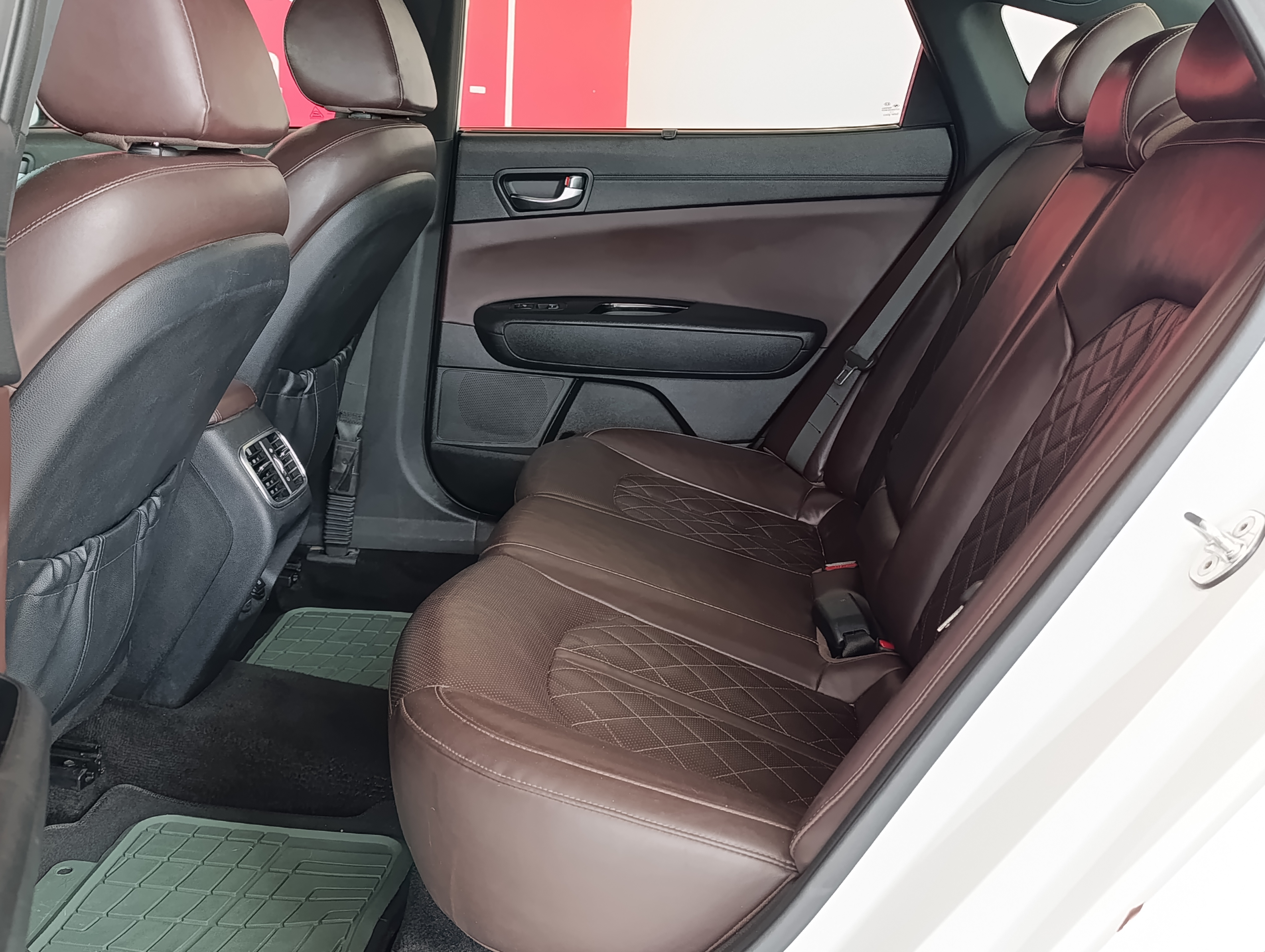 KIA Optima Llantas 7