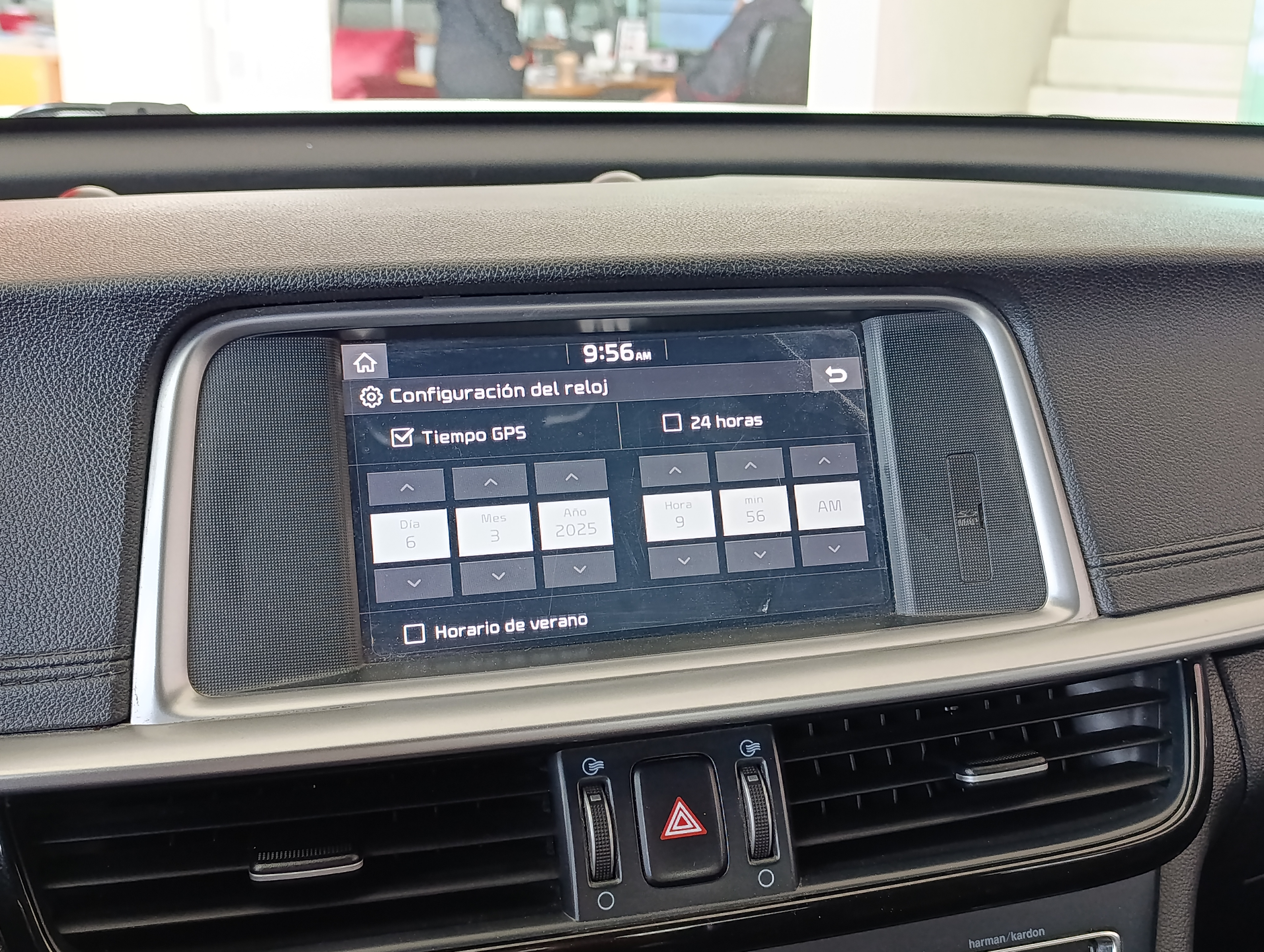 KIA Optima Lateral izquierdo 11