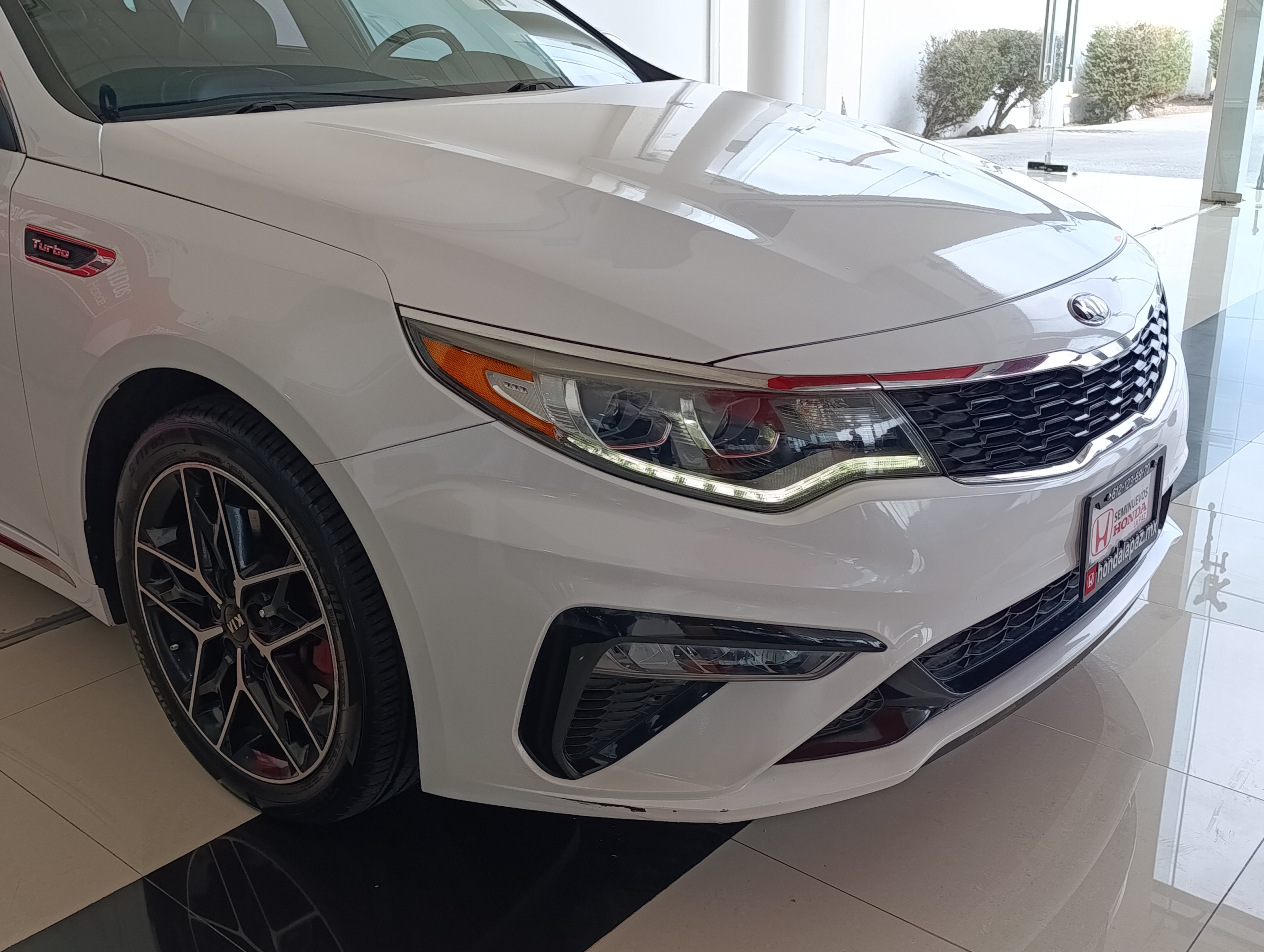 KIA Optima Interior 21