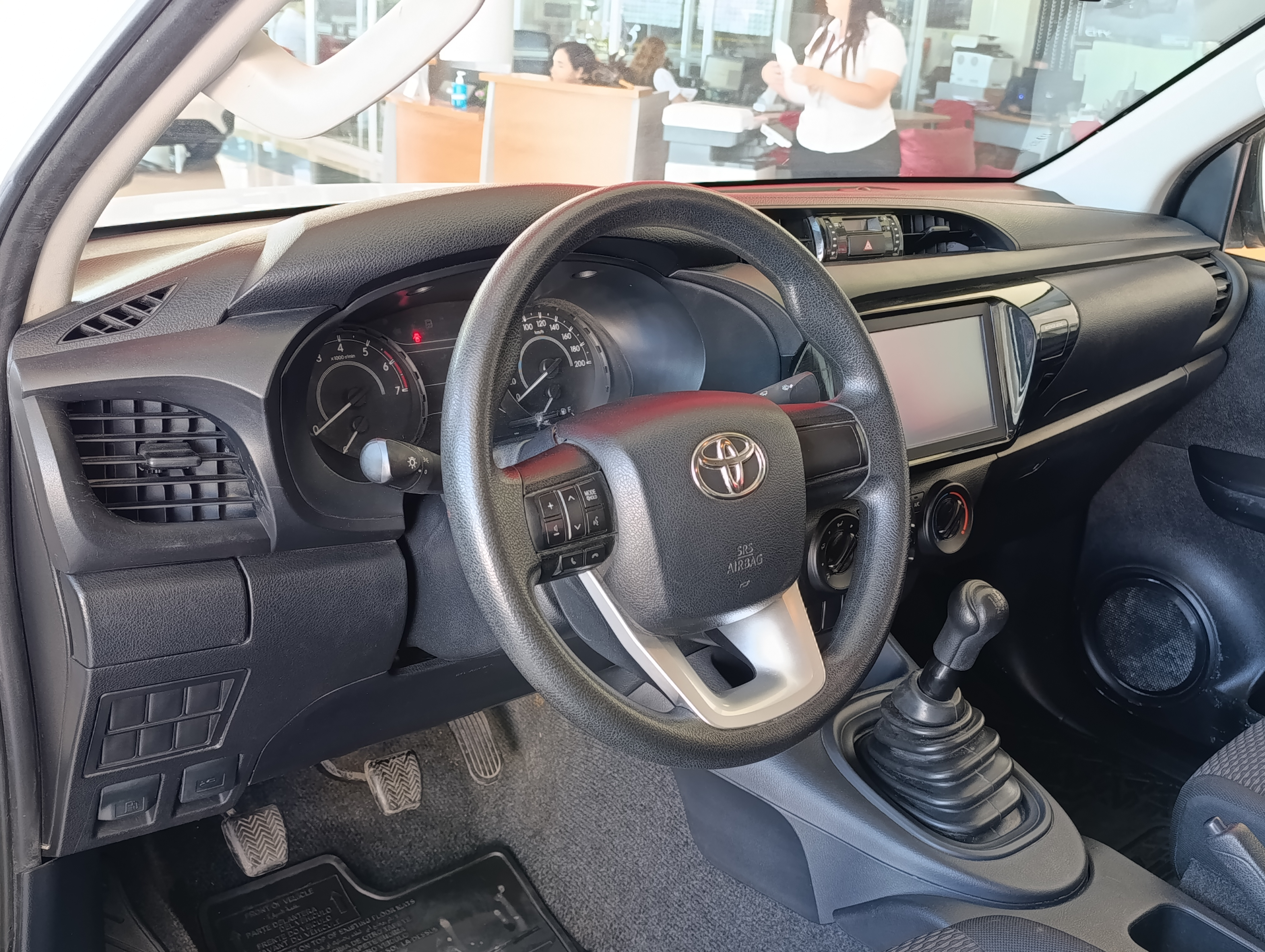 Toyota HILUX Llantas 6