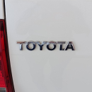 Toyota HILUX Lateral izquierdo 23