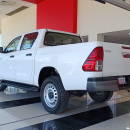 Toyota HILUX Lateral derecho 19