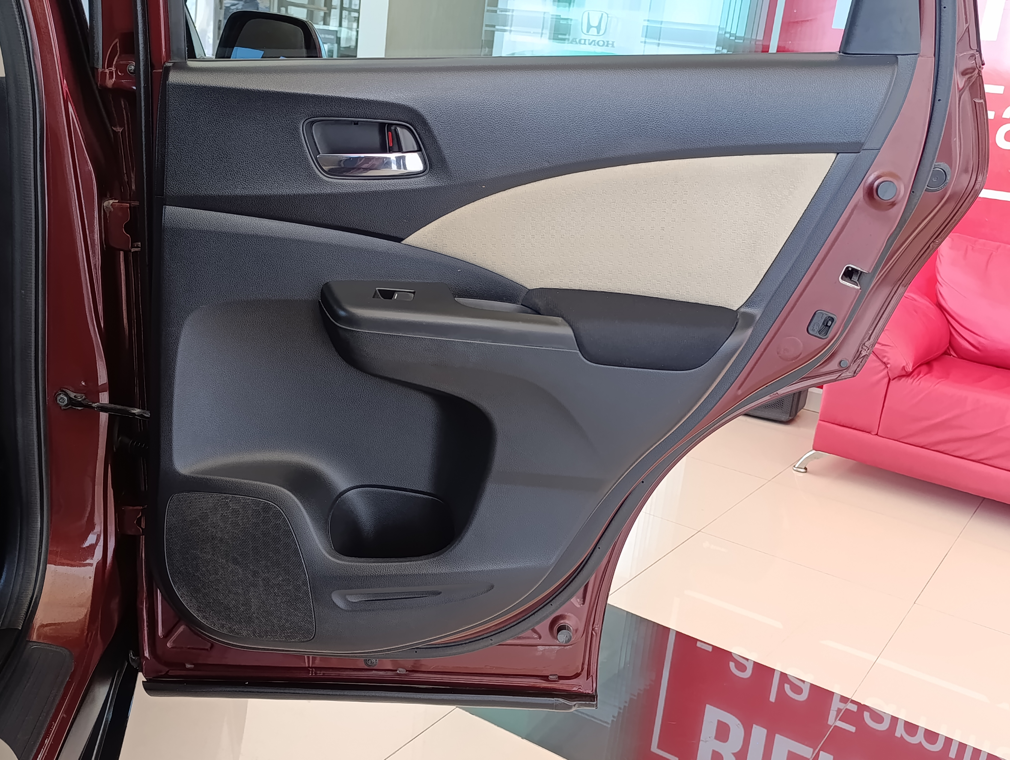Honda CR-V Atrás 18