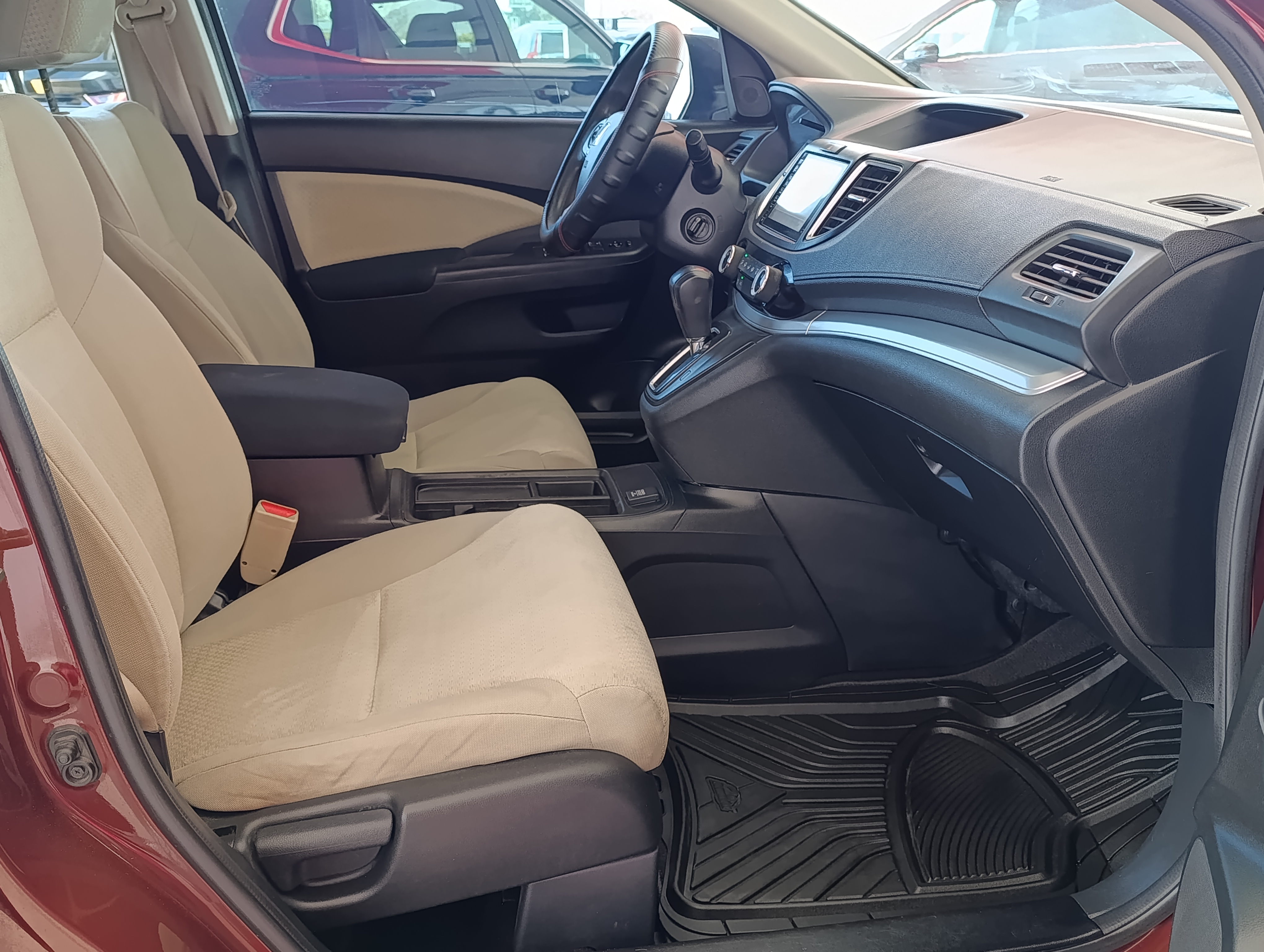 Honda CR-V Interior 15
