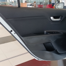 KIA Rio Llantas 6