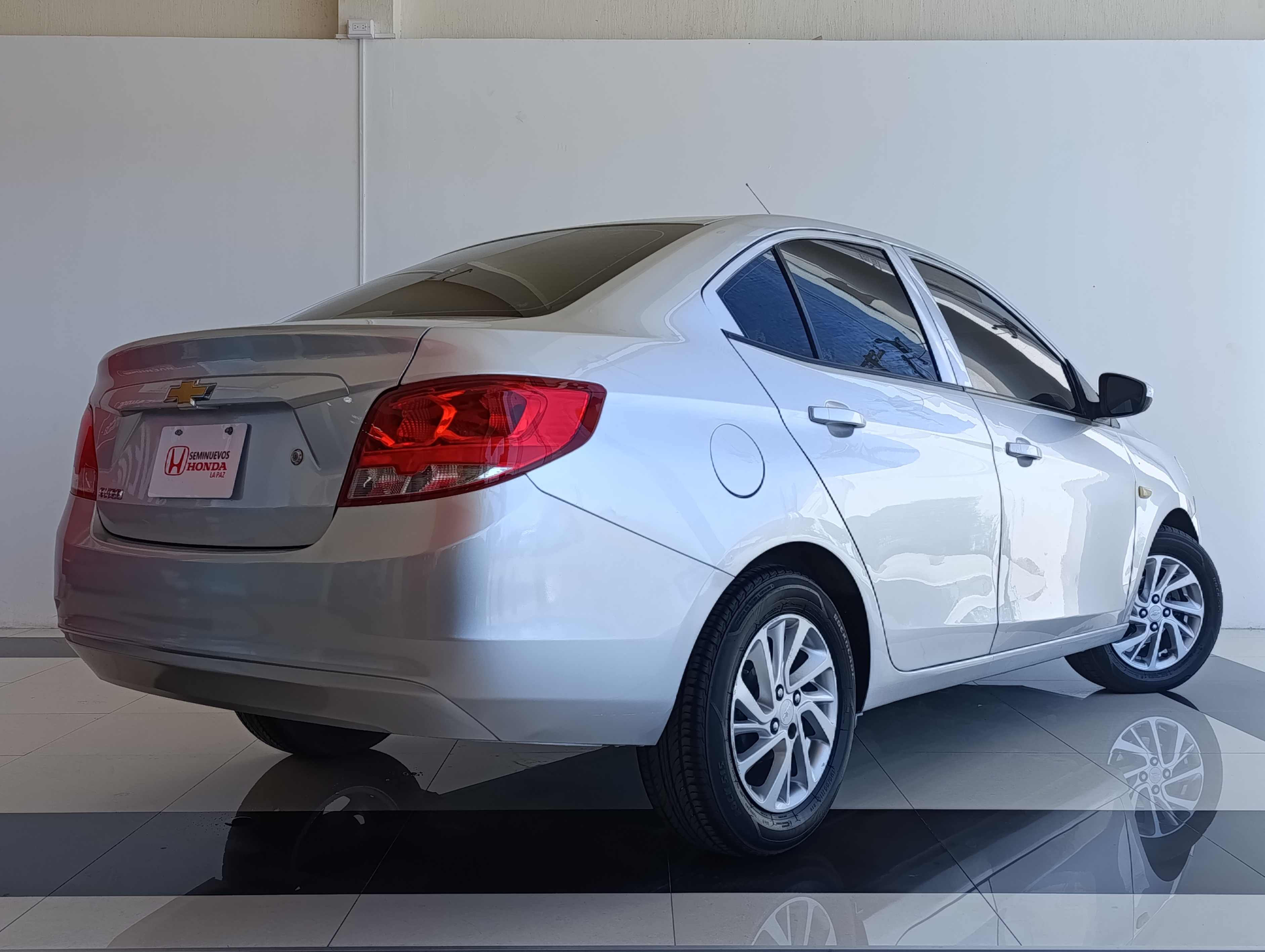 Chevrolet AVEO Interior 25