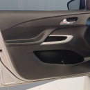 Chevrolet AVEO Lateral derecho 4