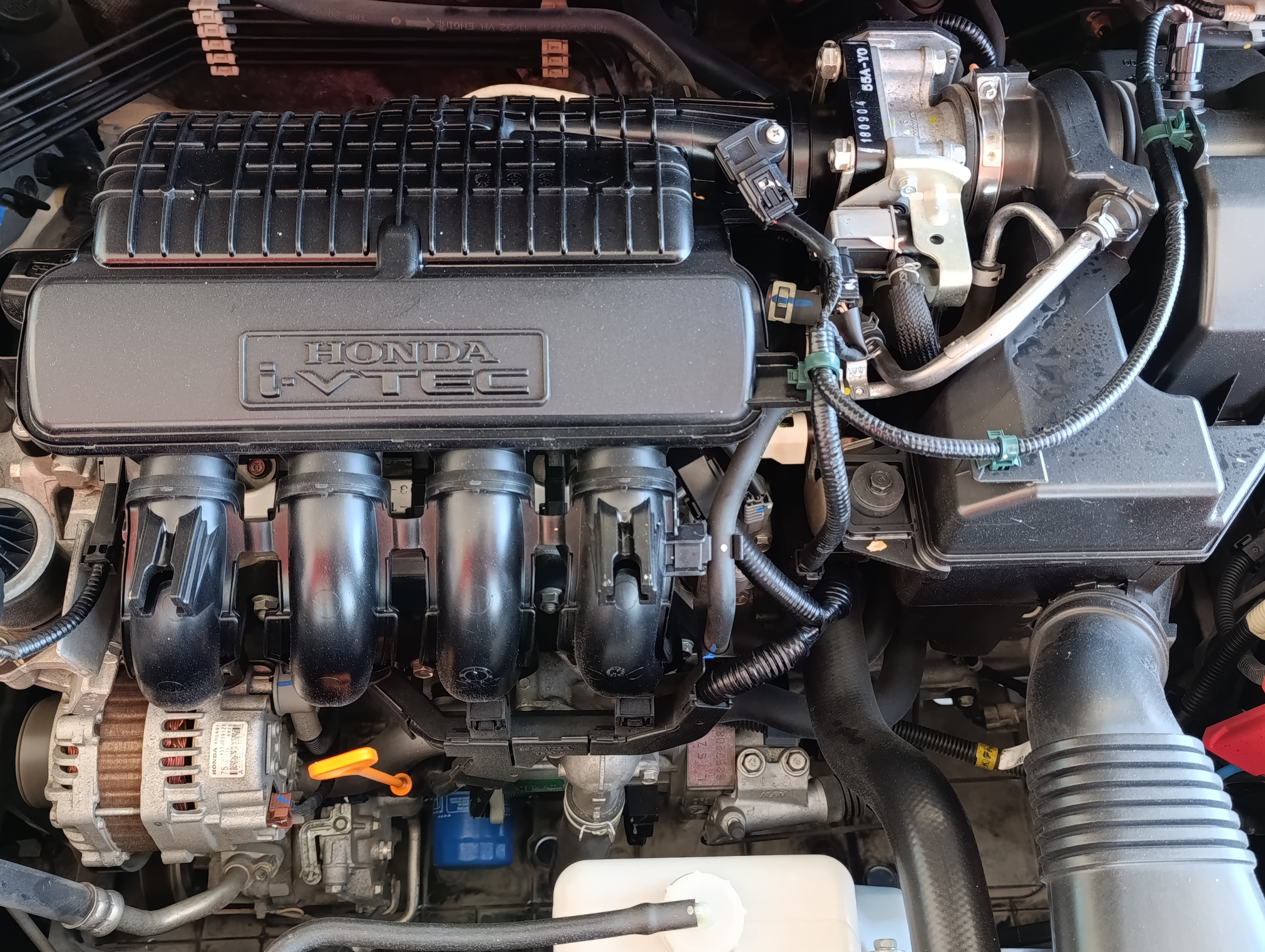 Honda CITY Lateral izquierdo 22