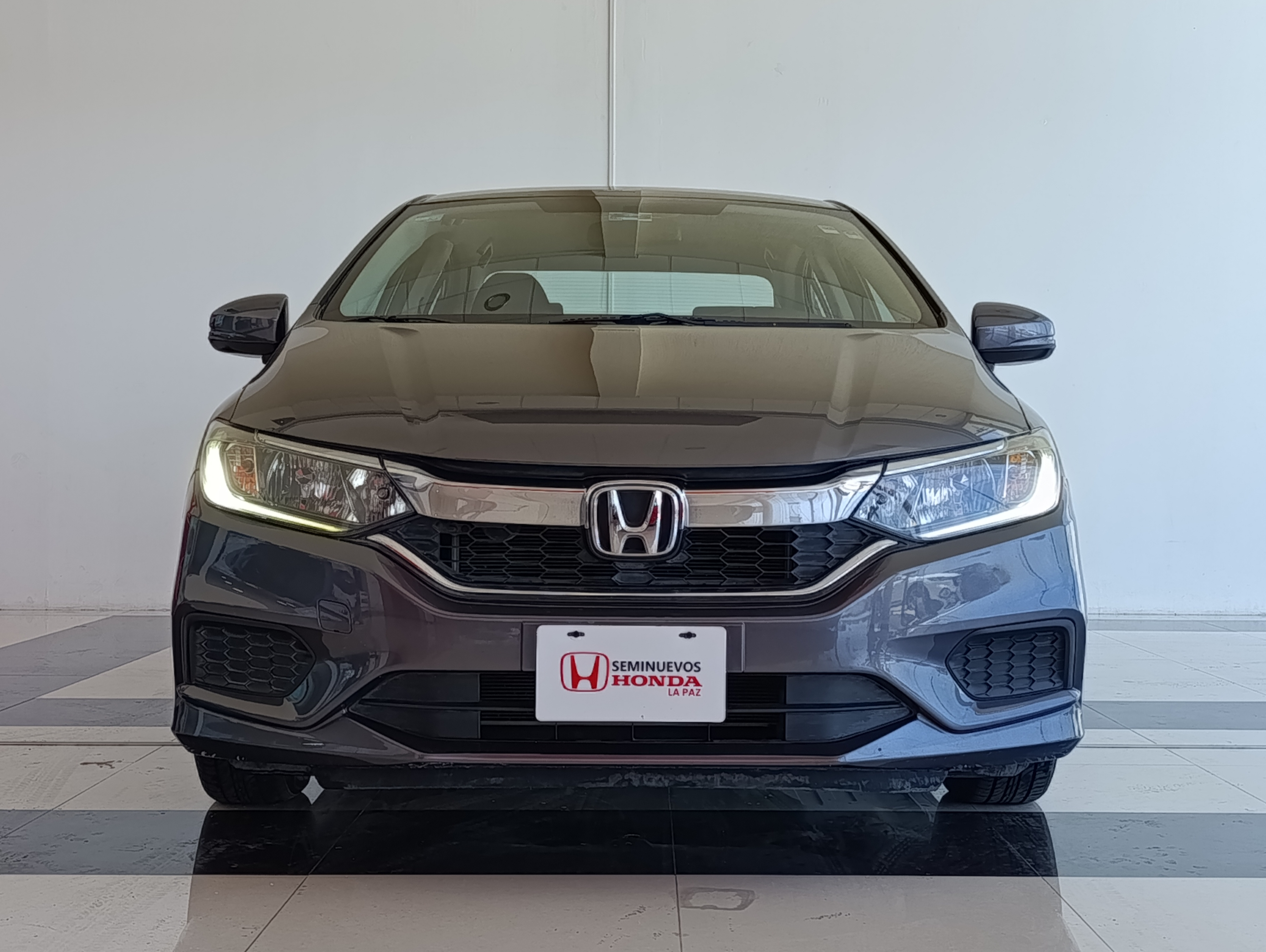 Honda CITY Lateral izquierdo 2