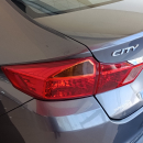 Honda CITY Lateral derecho 26