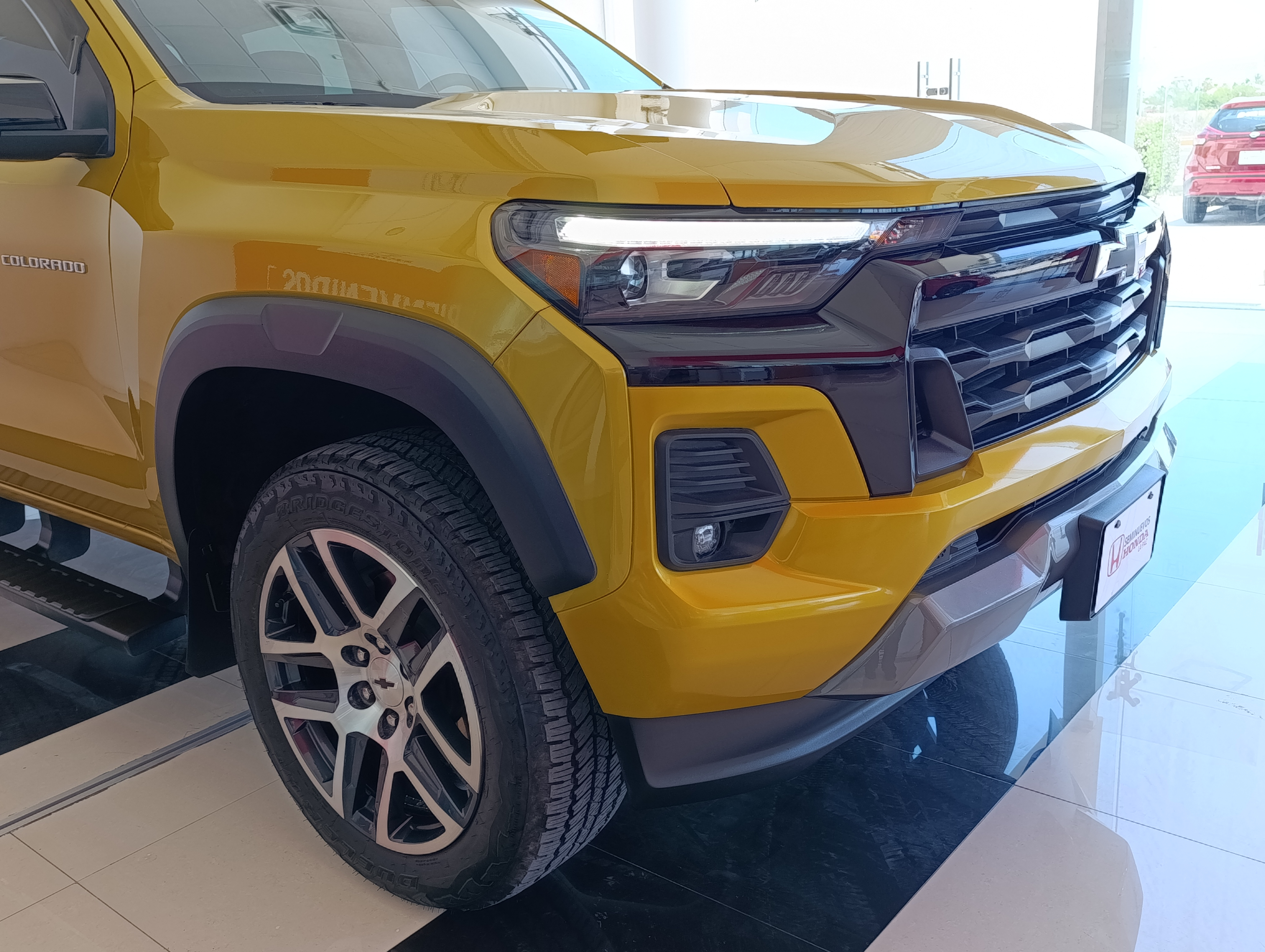 Chevrolet COLORADO Atrás 22