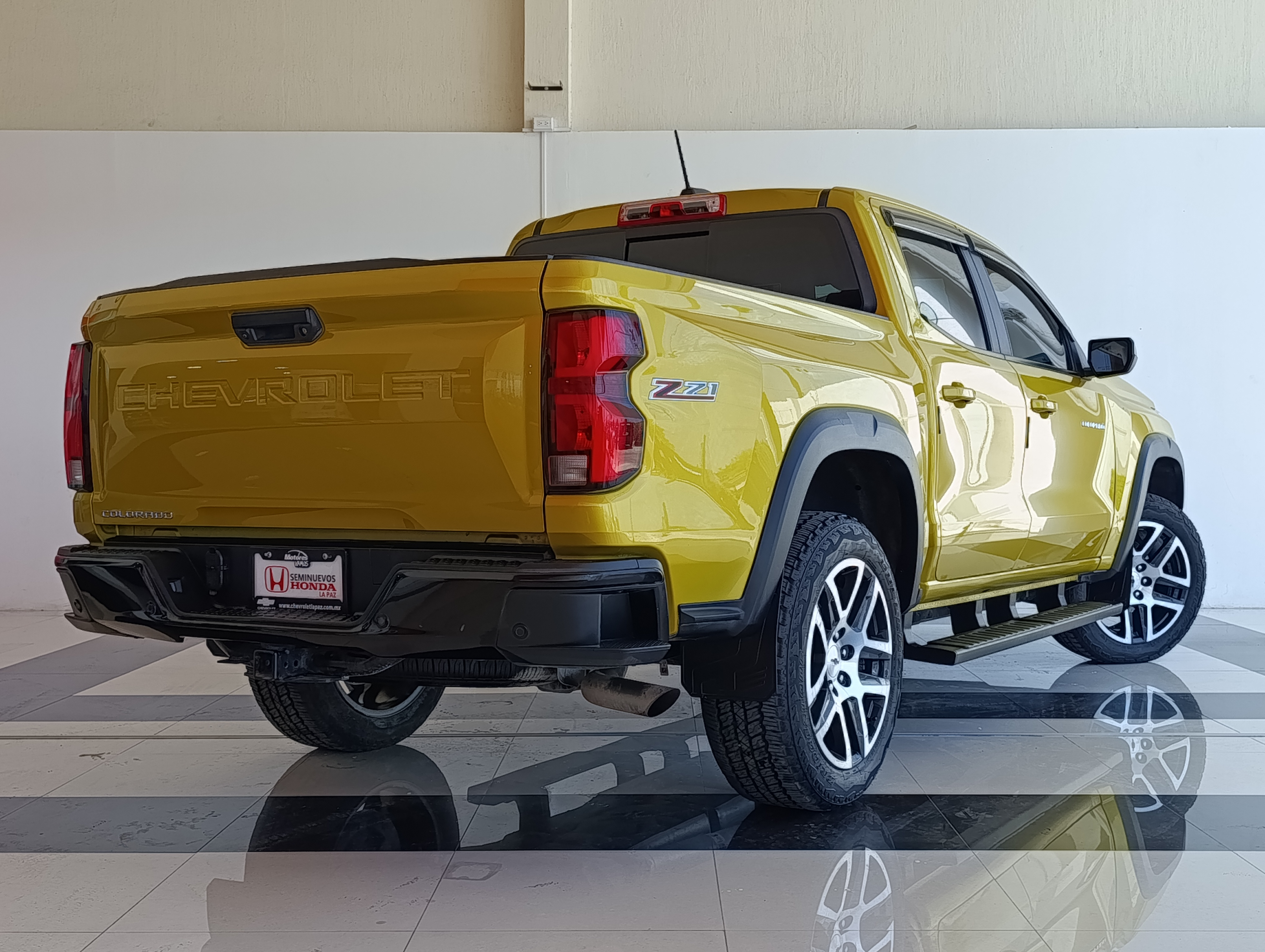 Chevrolet COLORADO Llantas 28