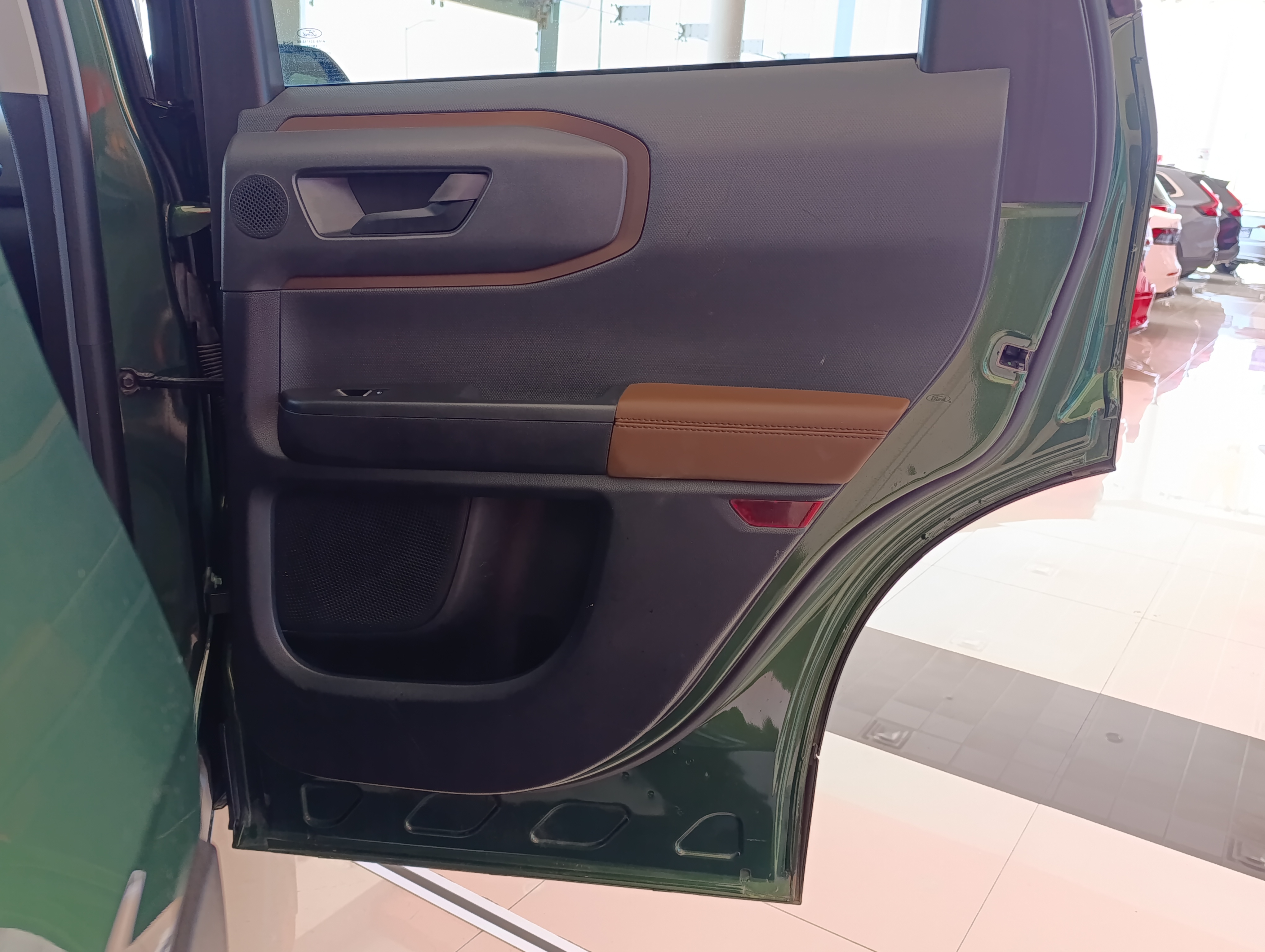 Ford Bronco Frente 21