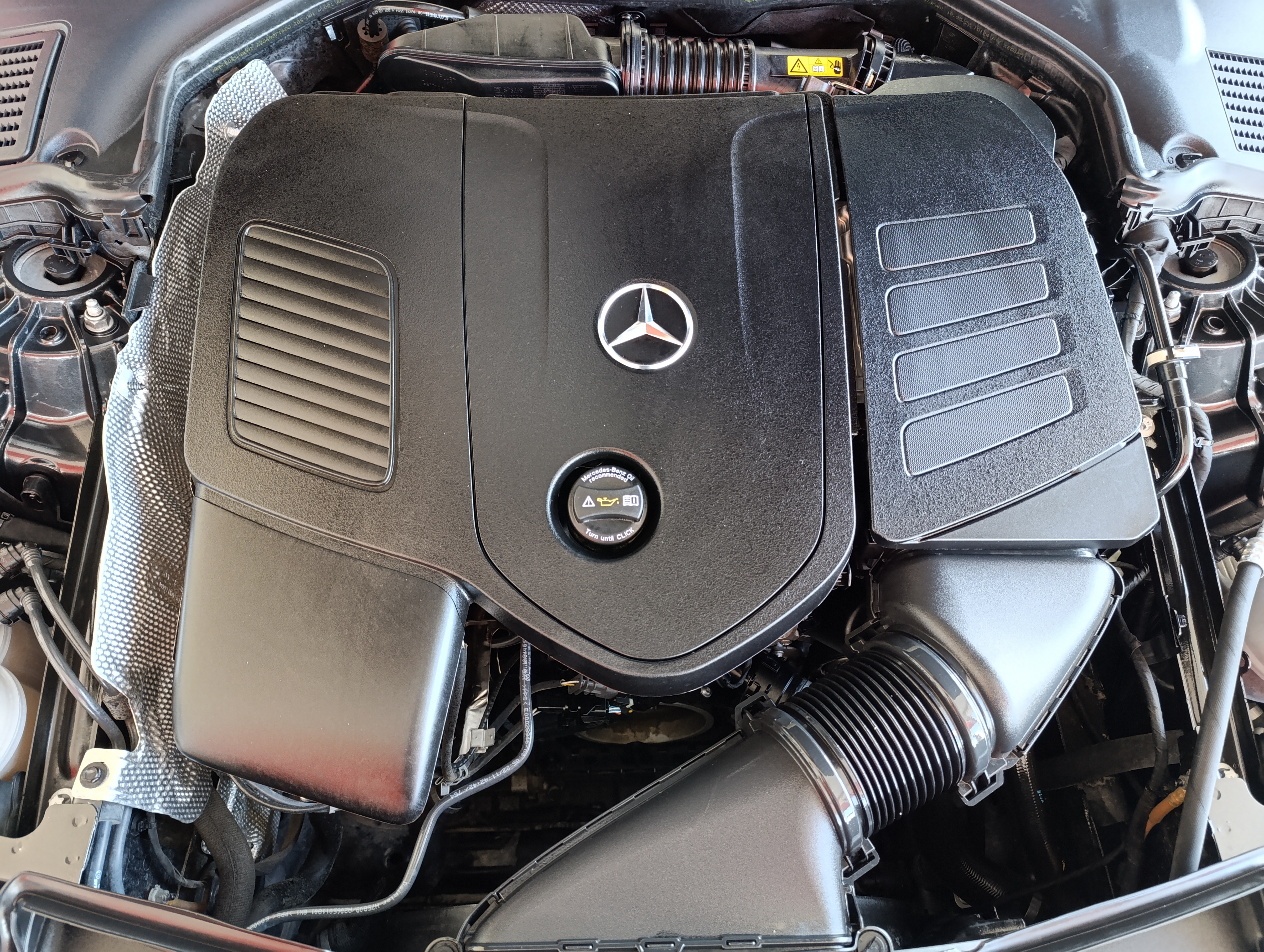 MERCEDES BENZ C 200 Arriba 23