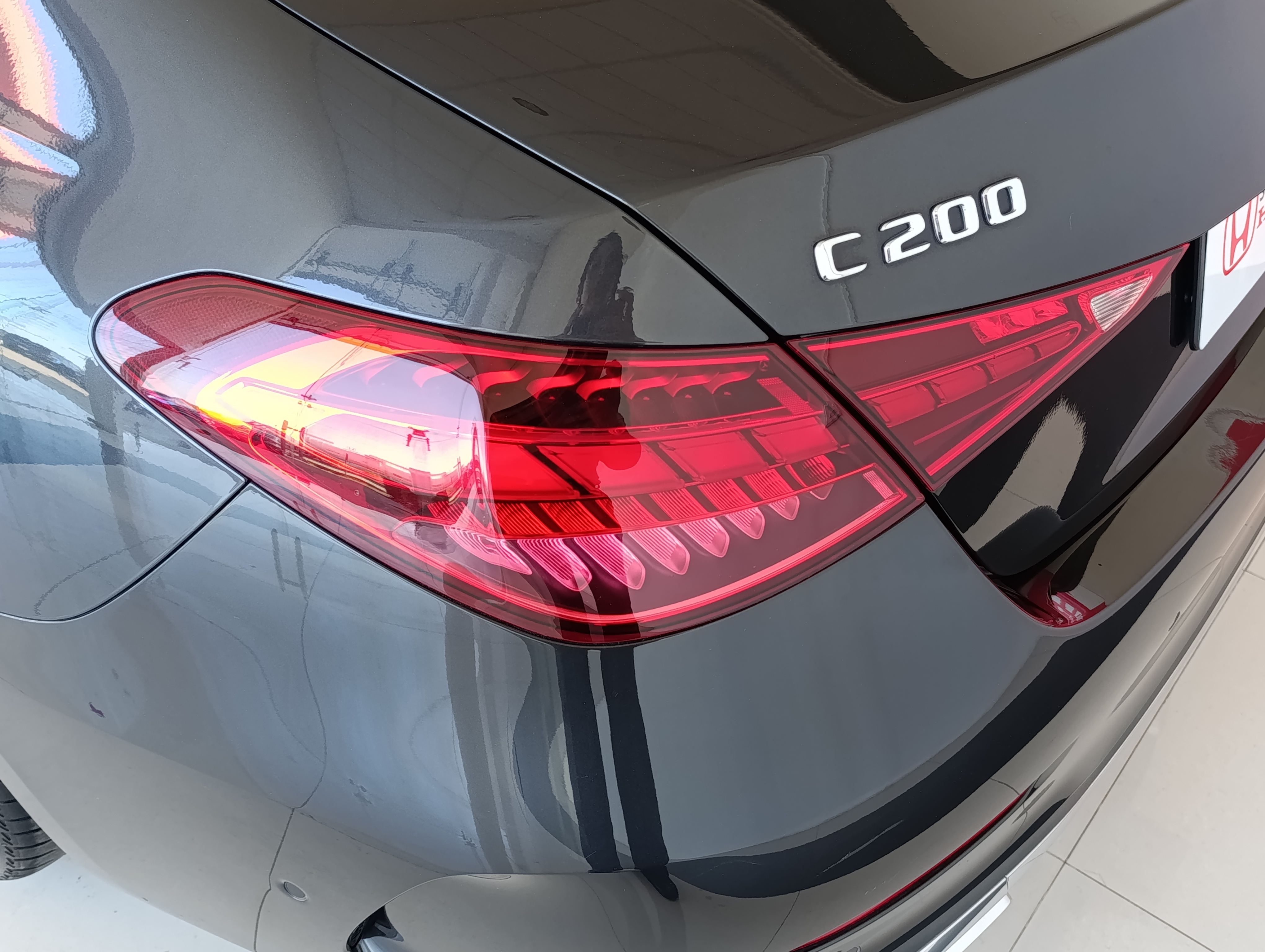 MERCEDES BENZ C 200 Frente 27