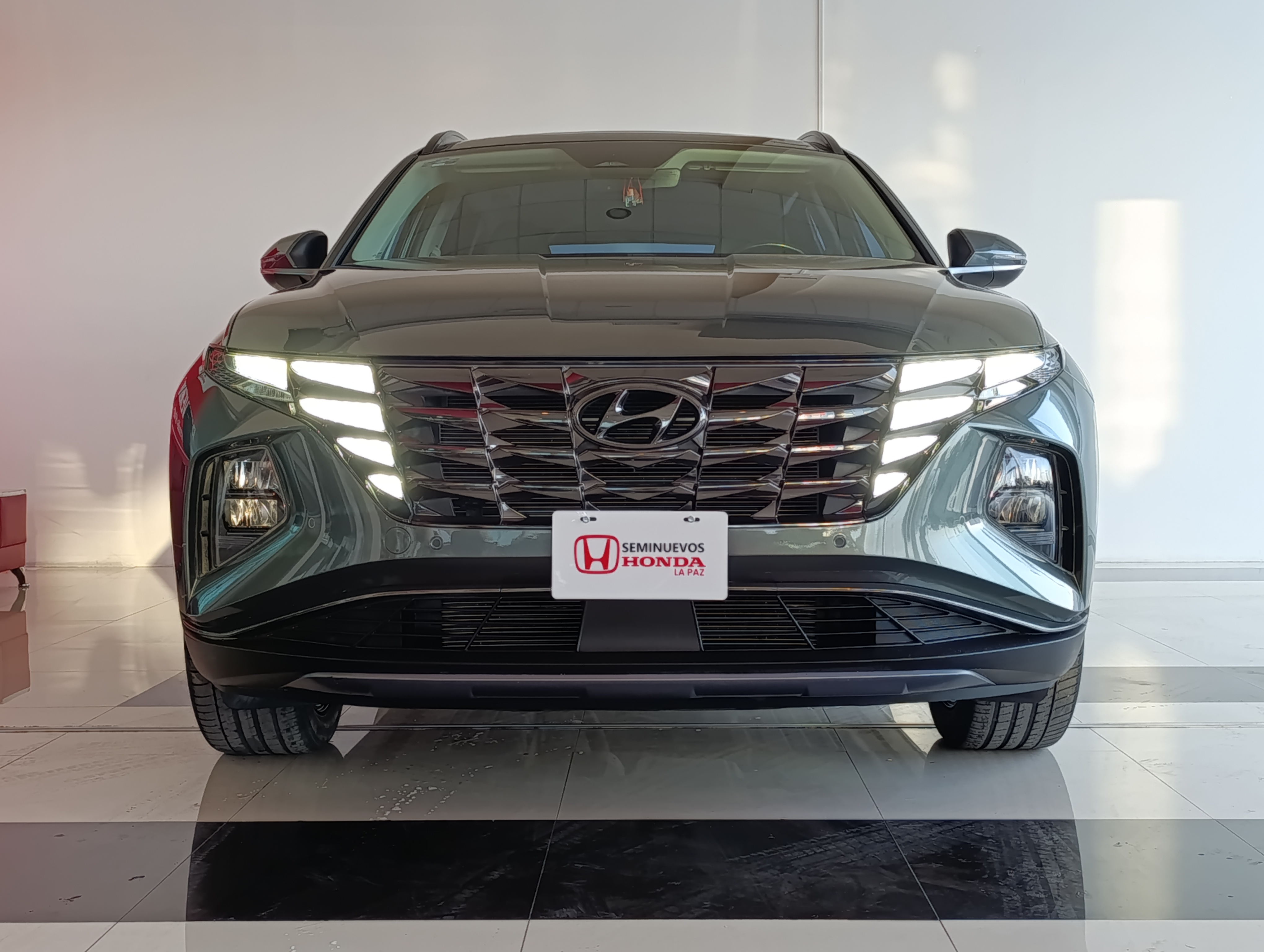 Hyundai Tucson Lateral derecho 2