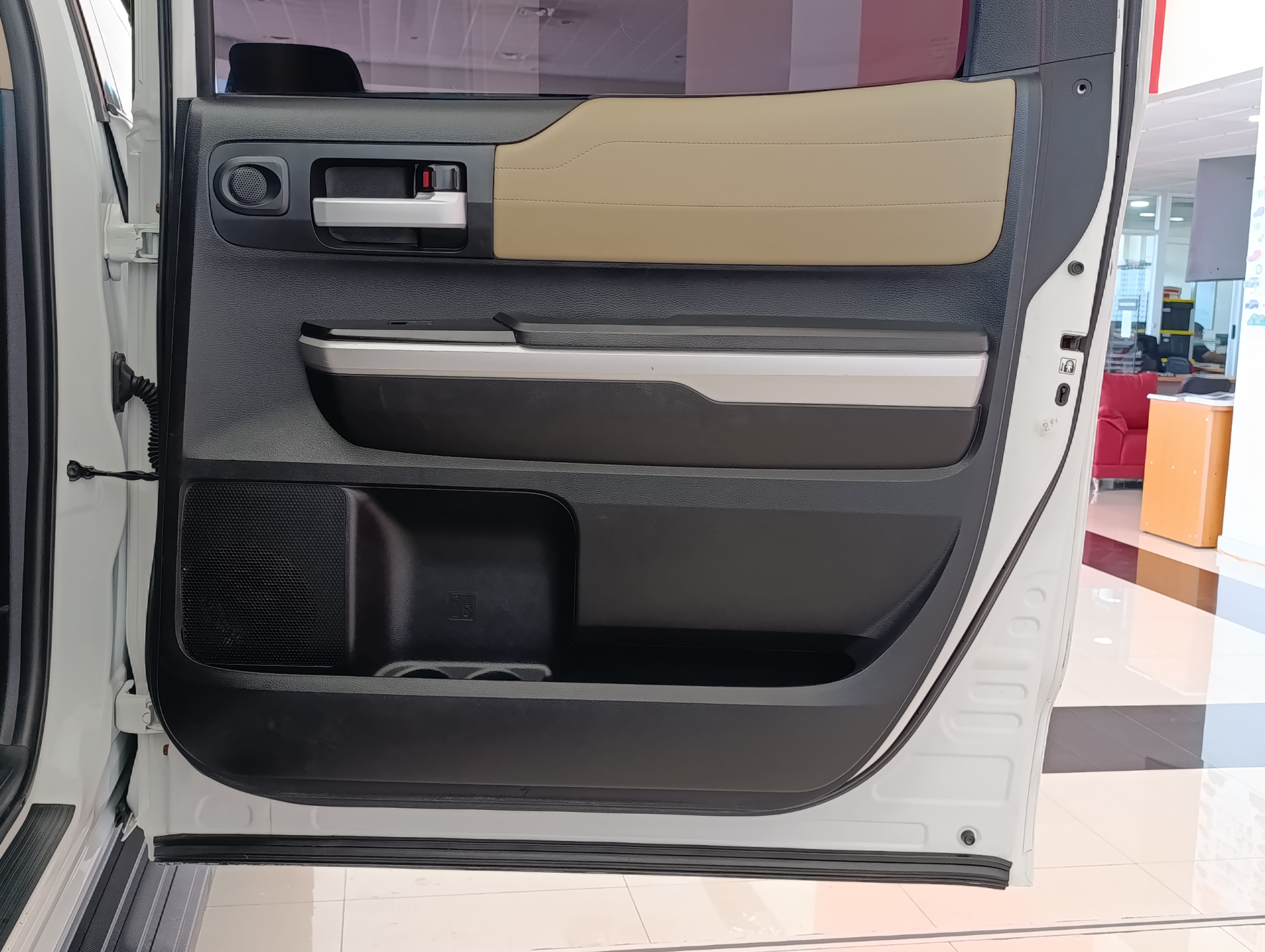 Toyota TUNDRA Llantas 20
