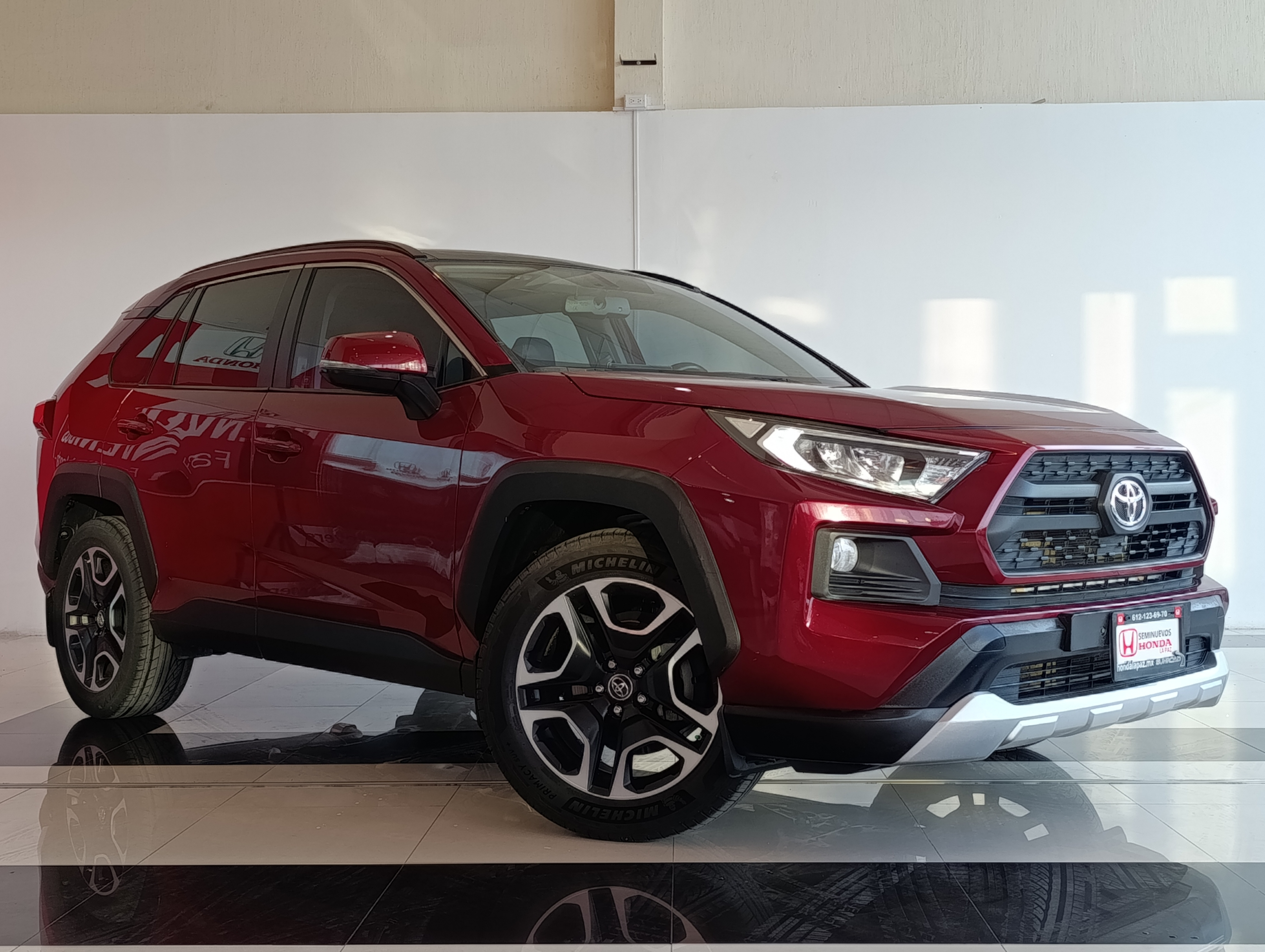 Toyota RAV4 Lateral derecho 3