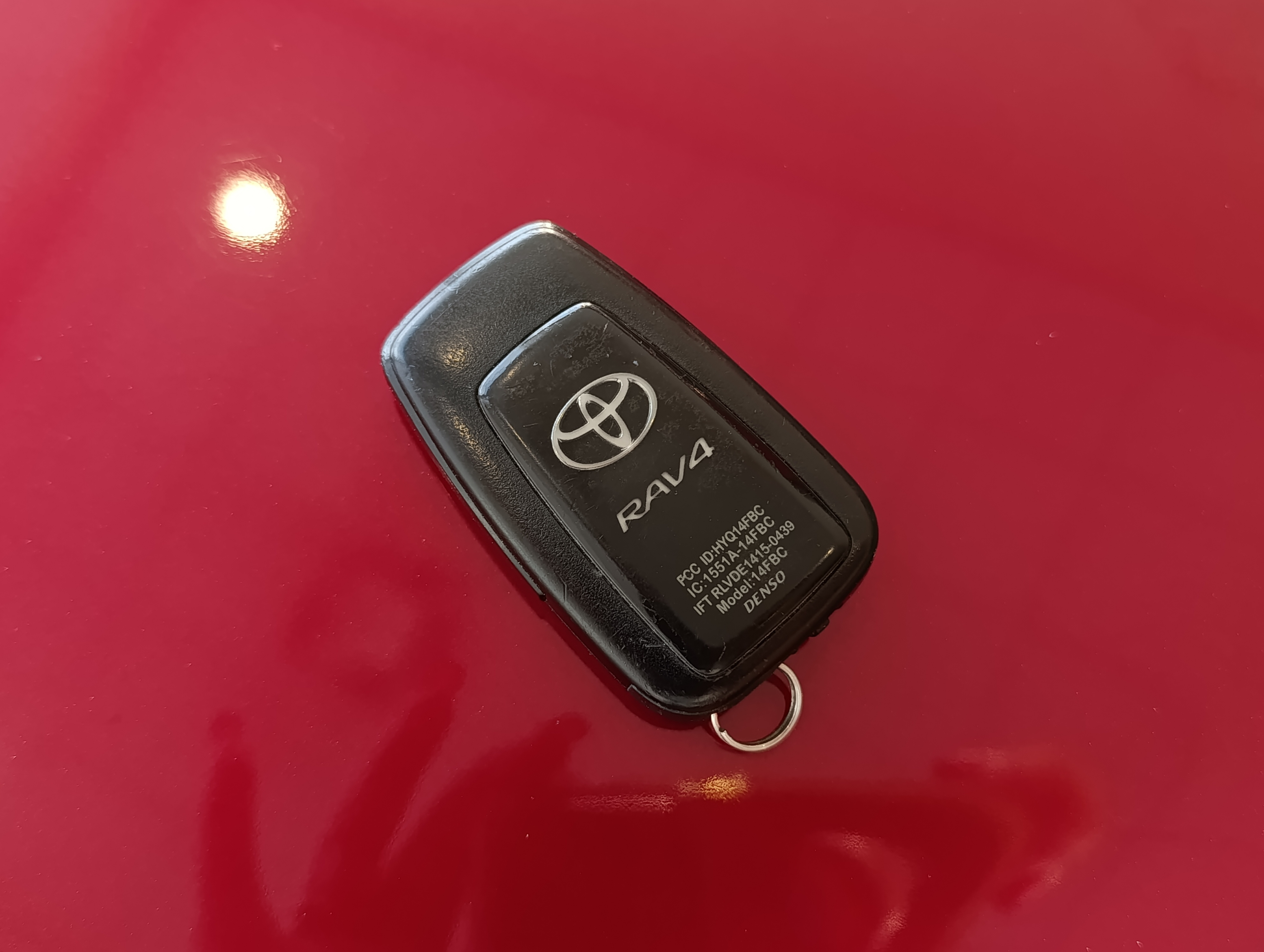 Toyota RAV4 Atrás 34