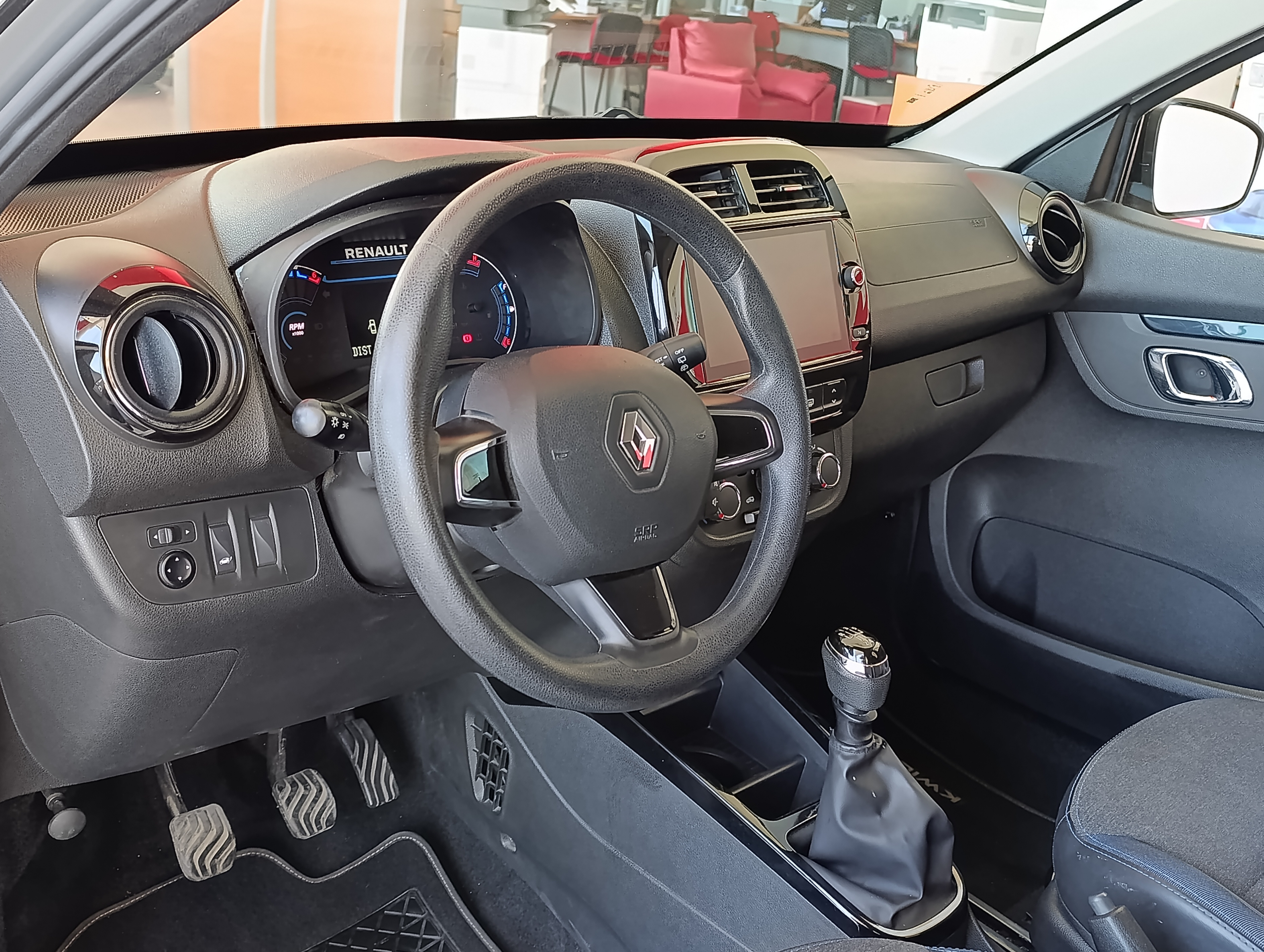 Renault Kwid Interior 8