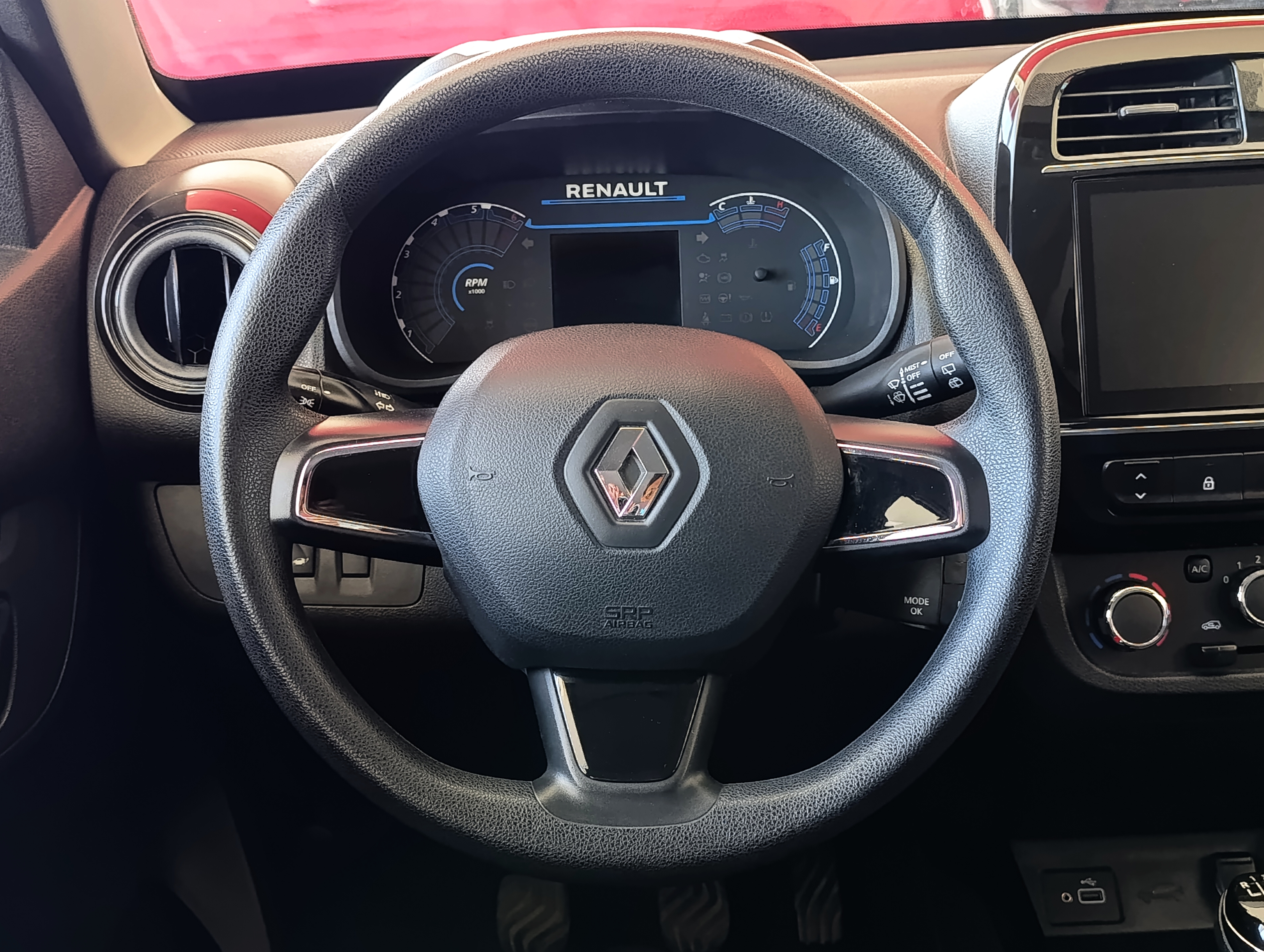 Renault Kwid Interior 9