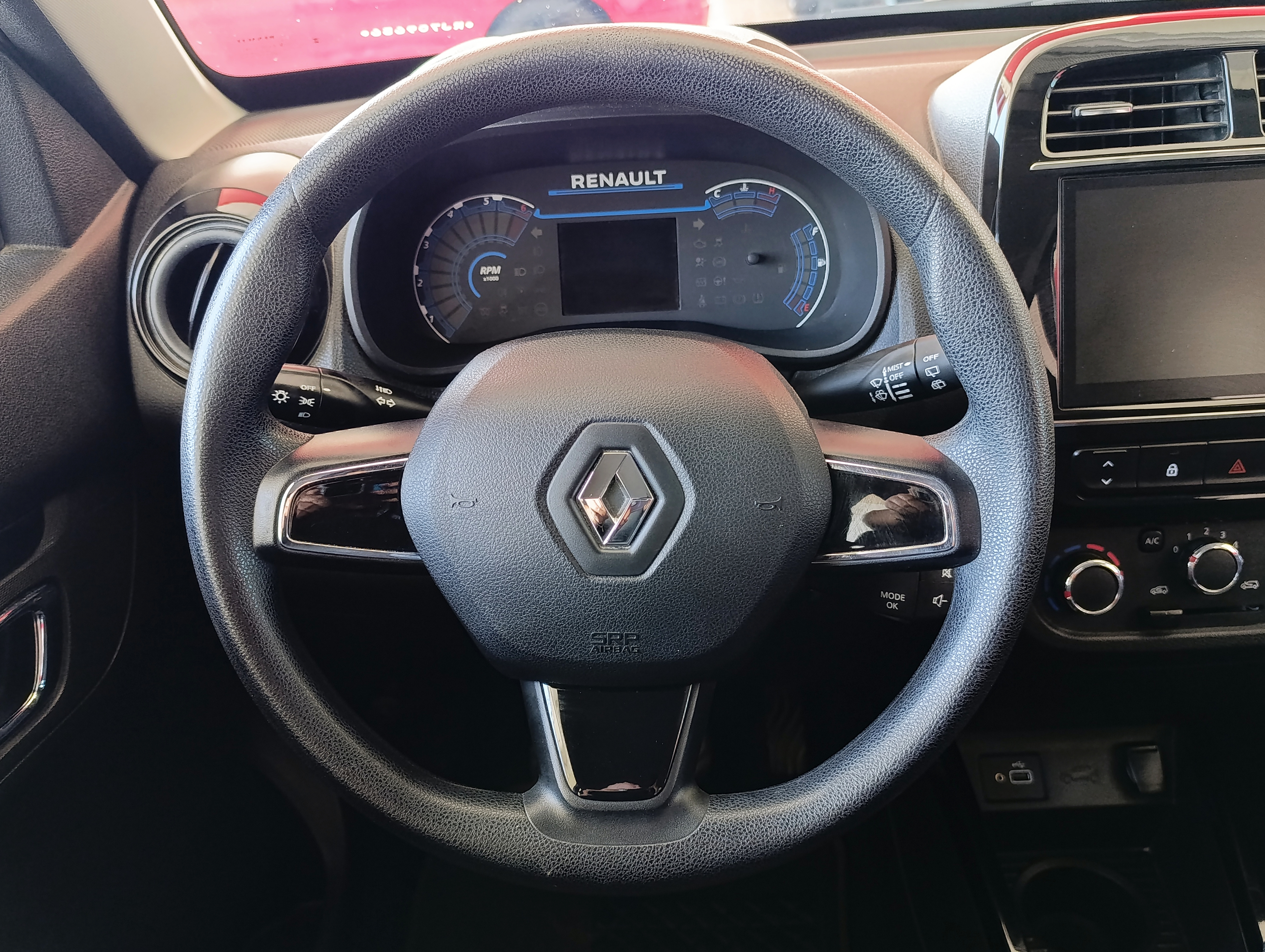 Renault Kwid Interior 8
