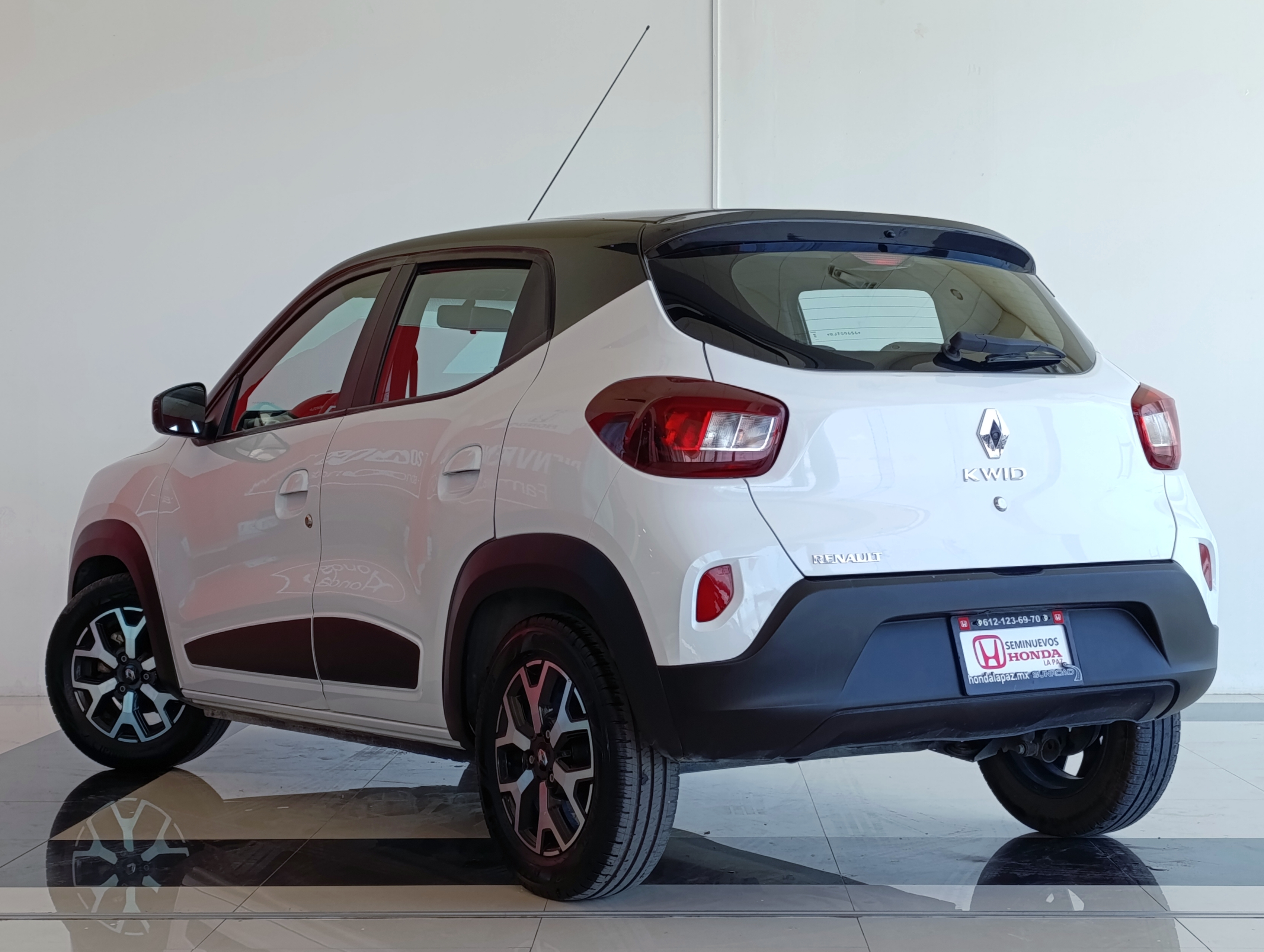 Renault Kwid Lateral derecho 22