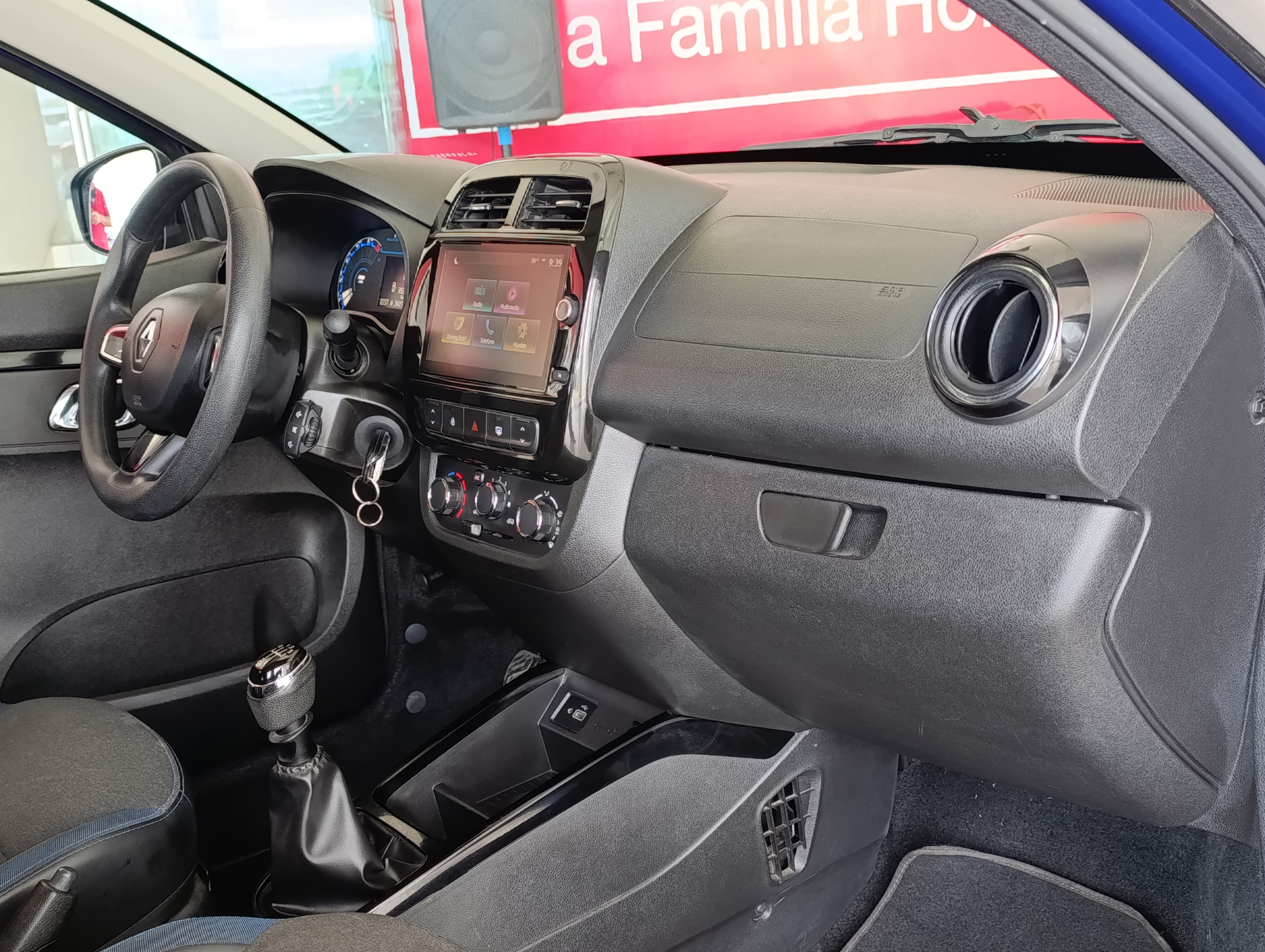 Renault Kwid Lateral derecho 13