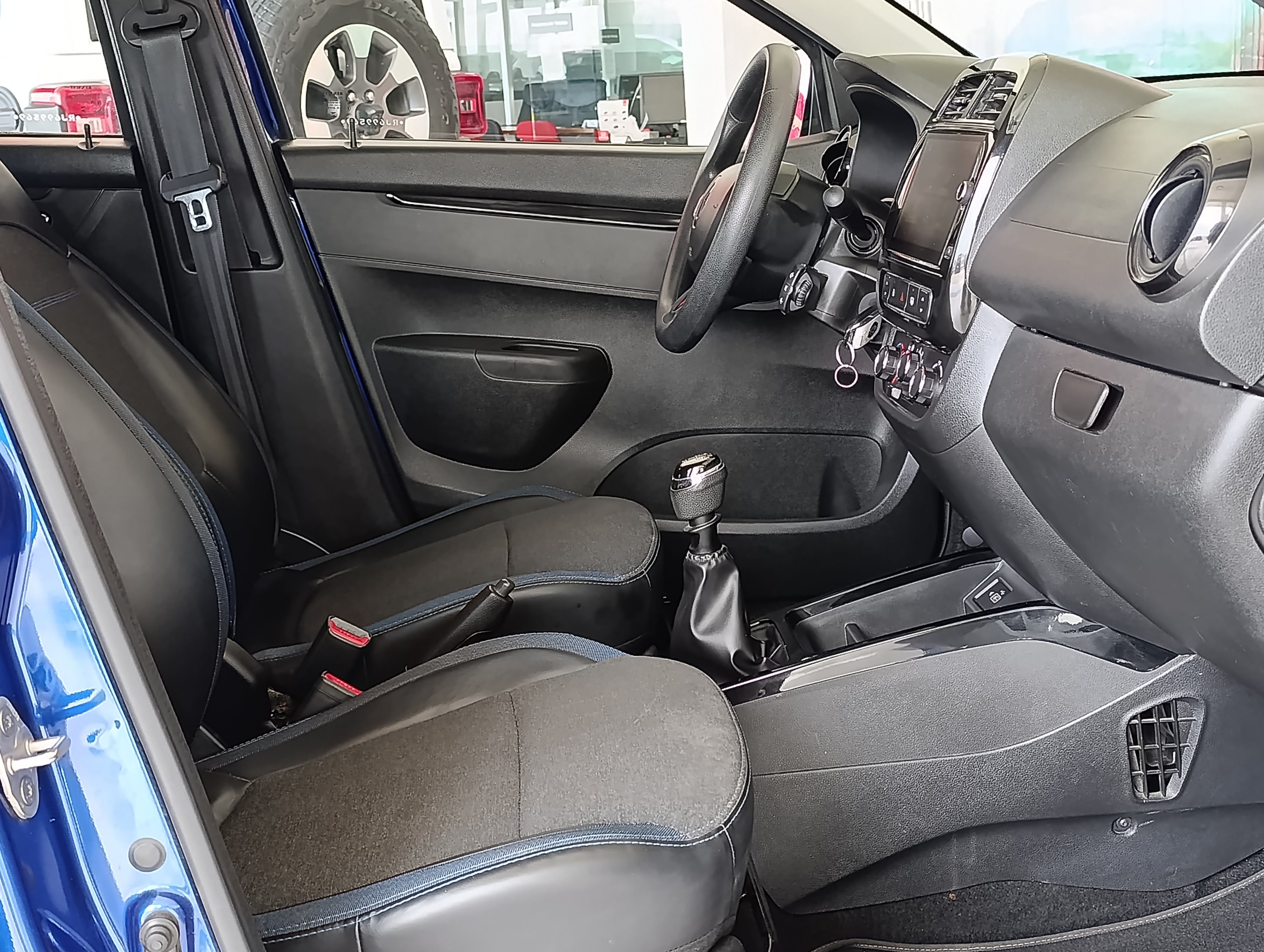 Renault Kwid Interior 16