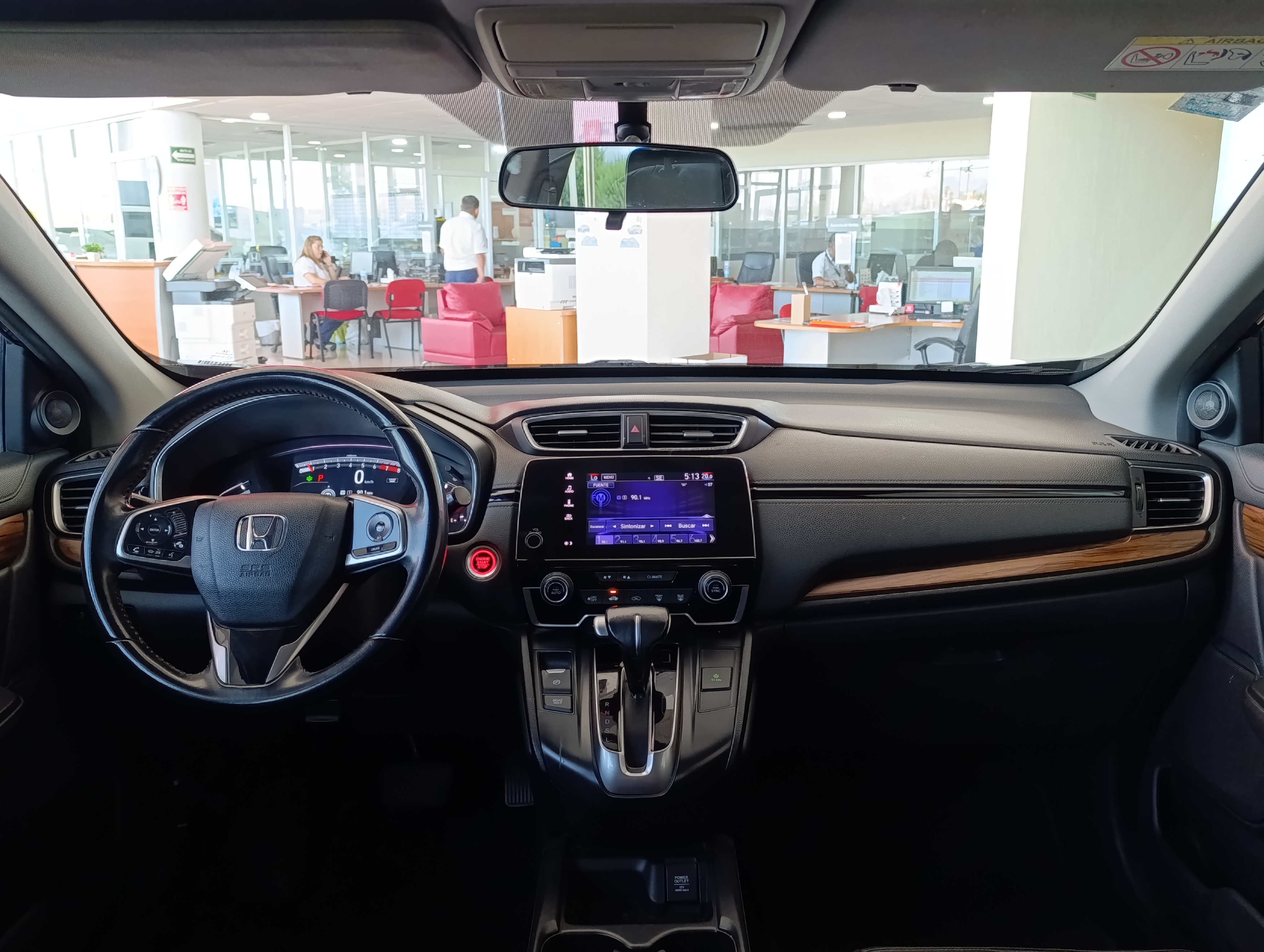 Honda CR-V Interior 13