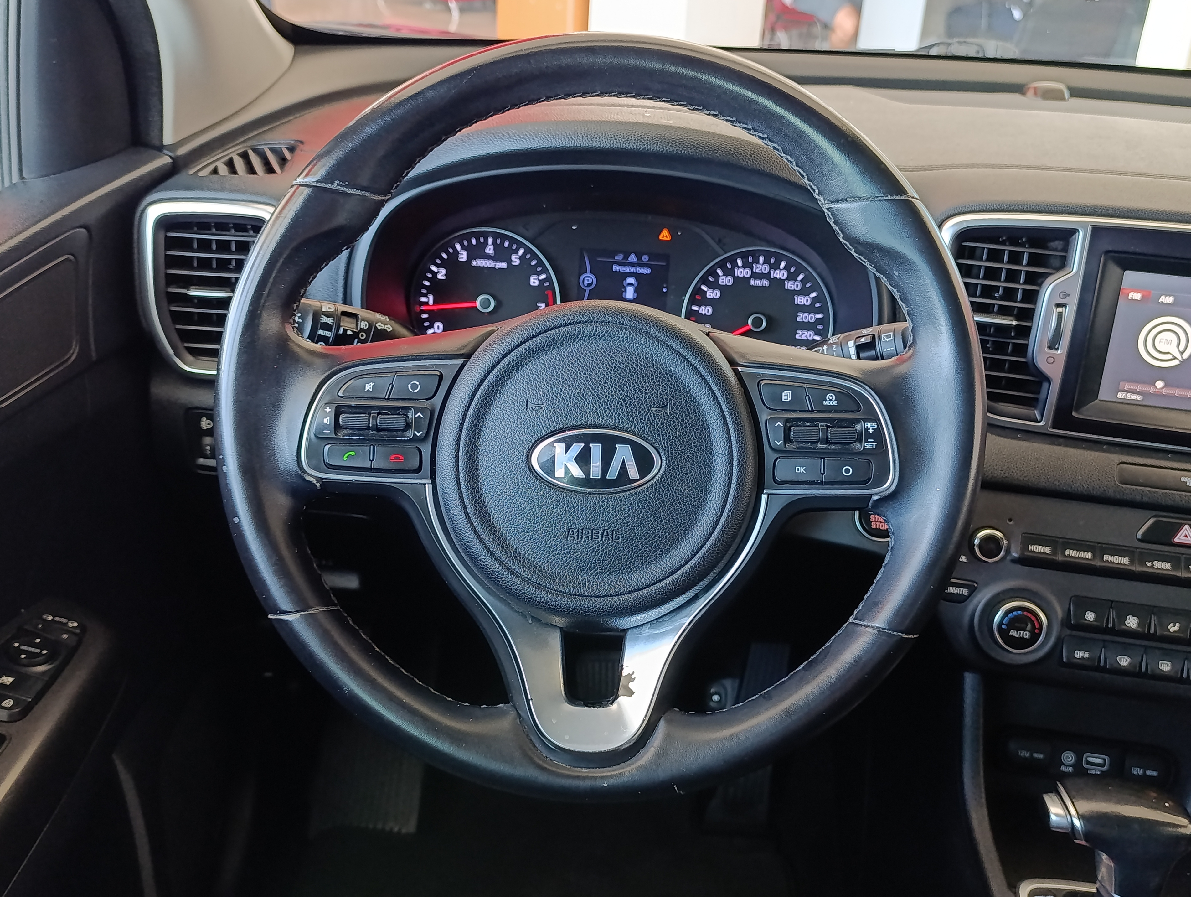 KIA SPORTAGE Lateral izquierdo 6