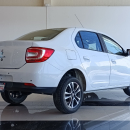 Renault LOGAN Lateral izquierdo 26