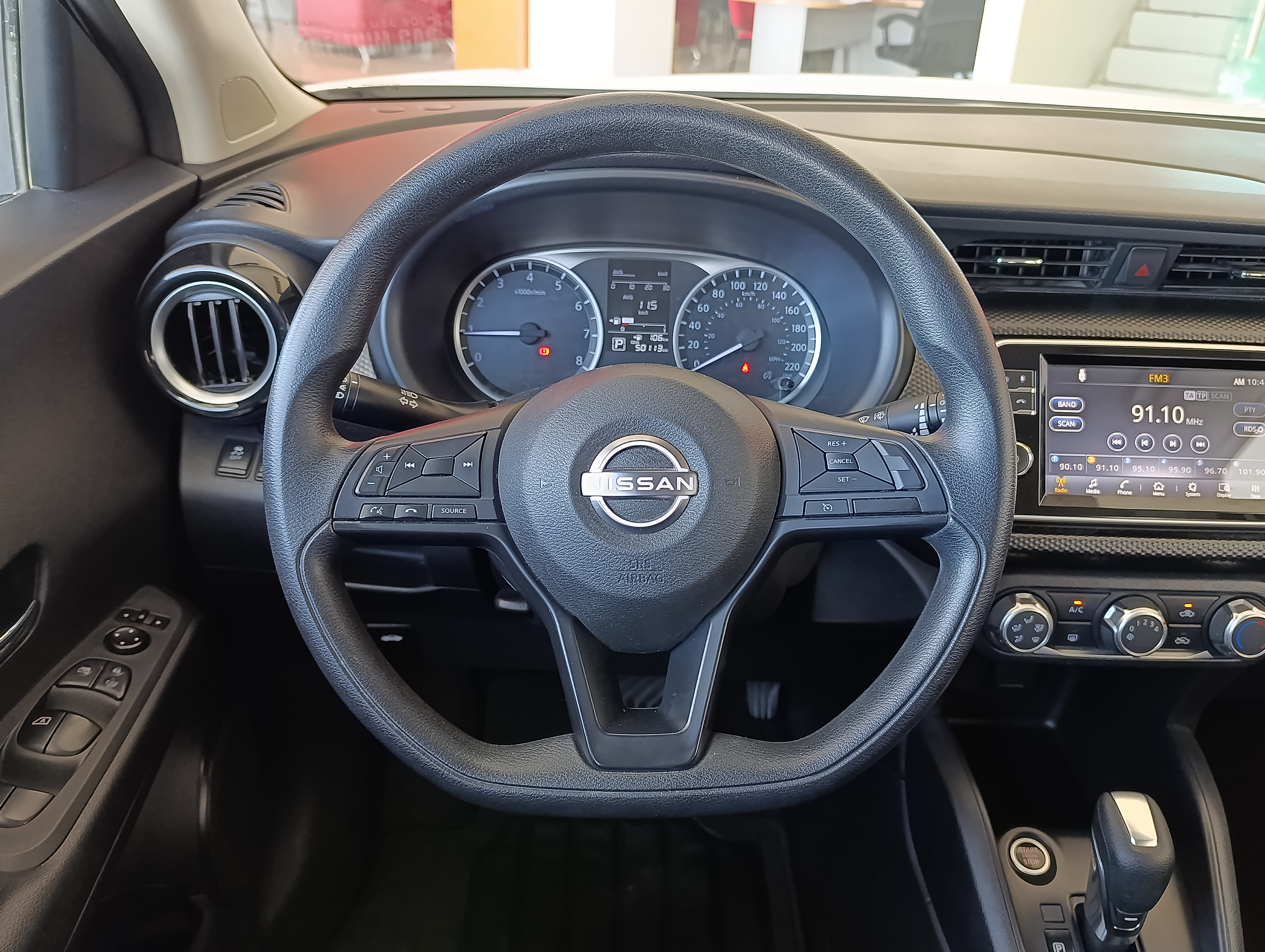 Nissan Kicks Lateral derecho 9