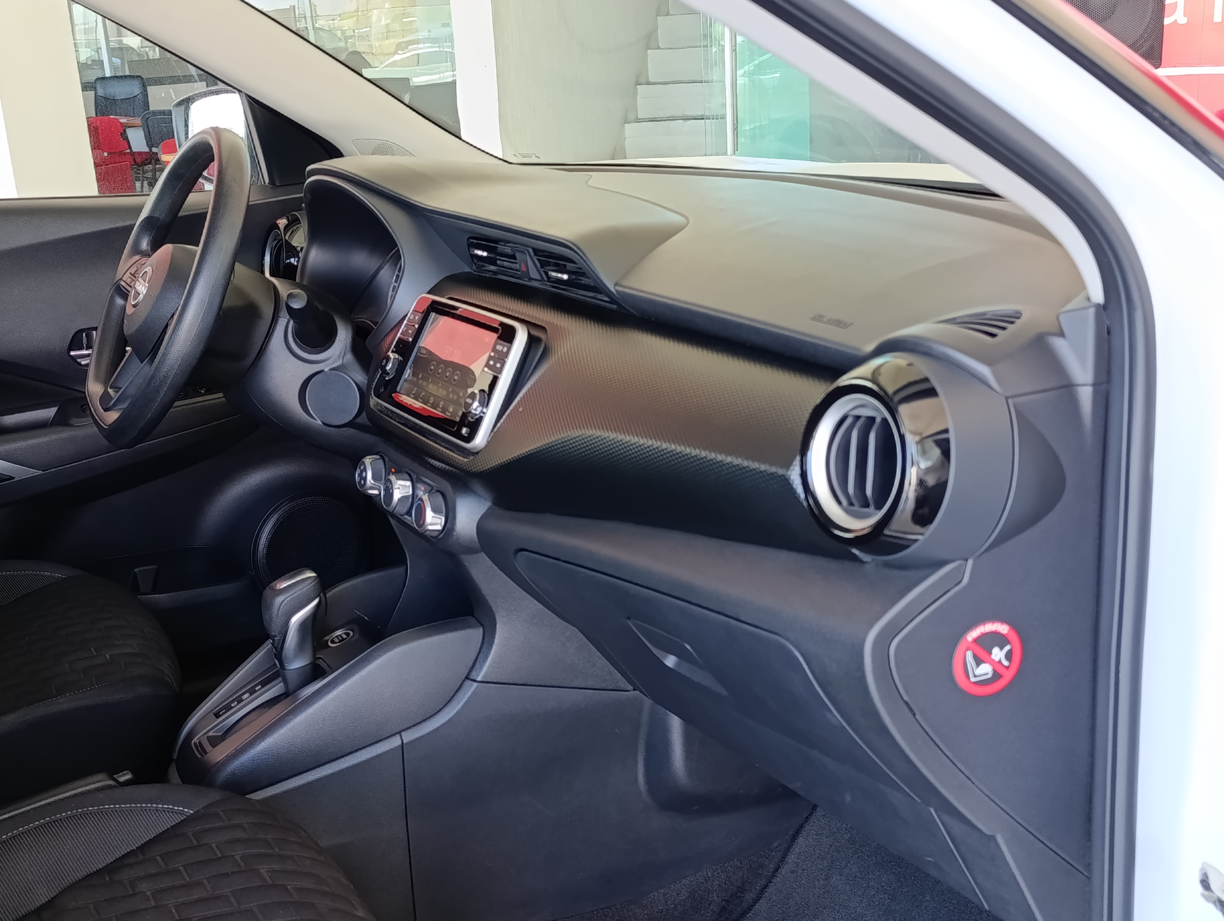 Nissan Kicks Interior 14